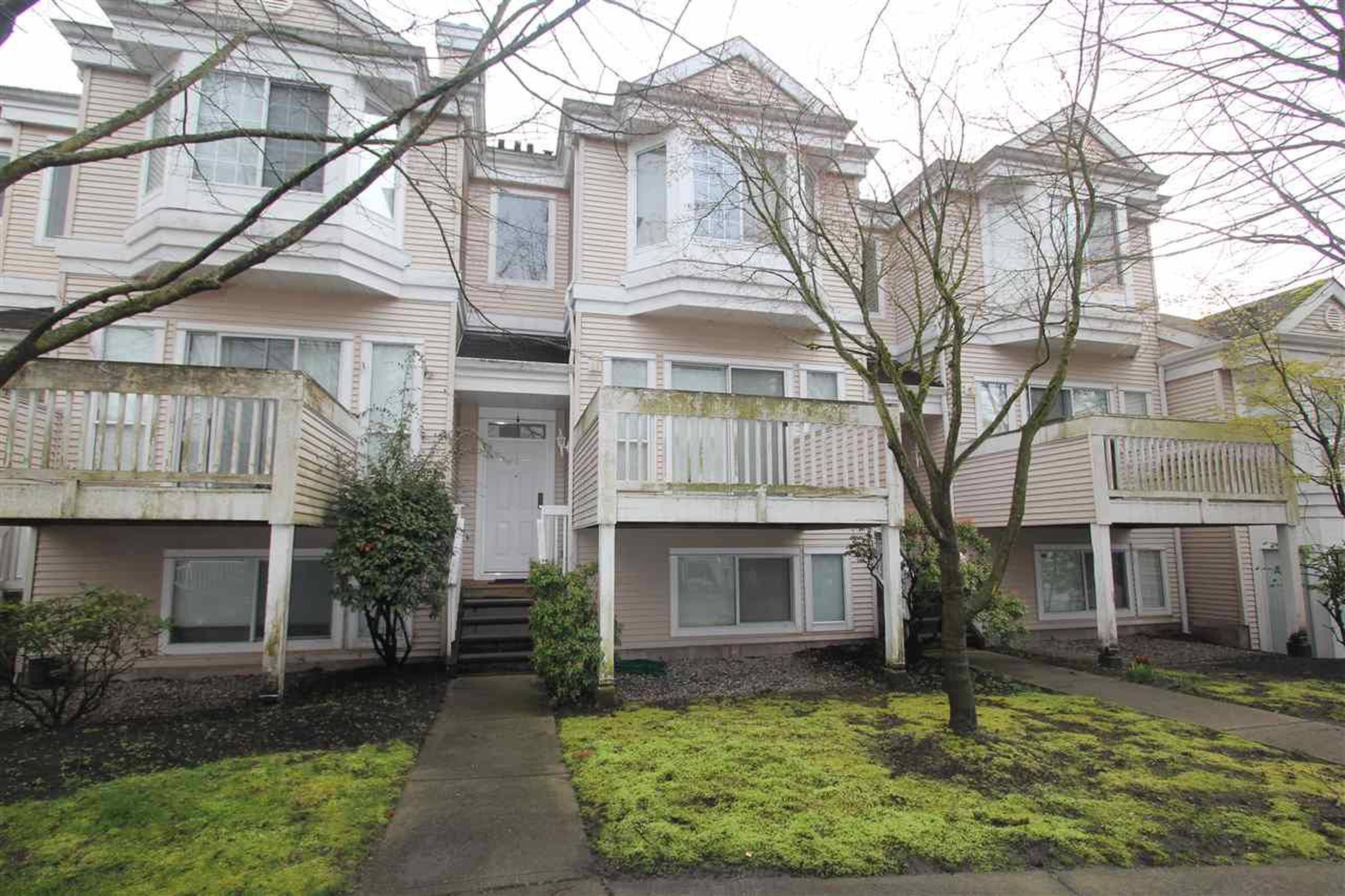 Francisco Village 12411 Jack Bell Dr Apartments for Rent Richmond