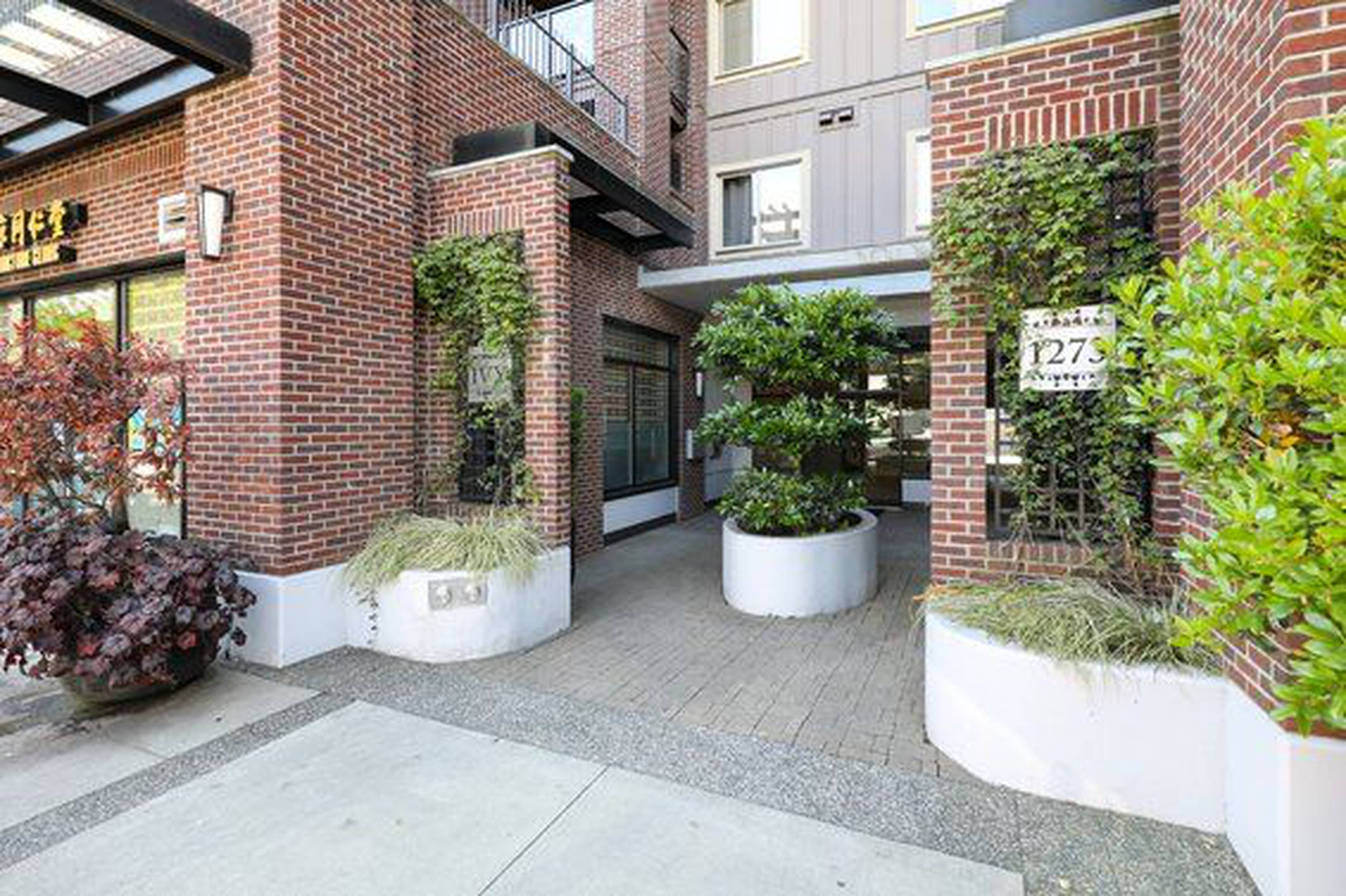 The Ivy Apartment Building