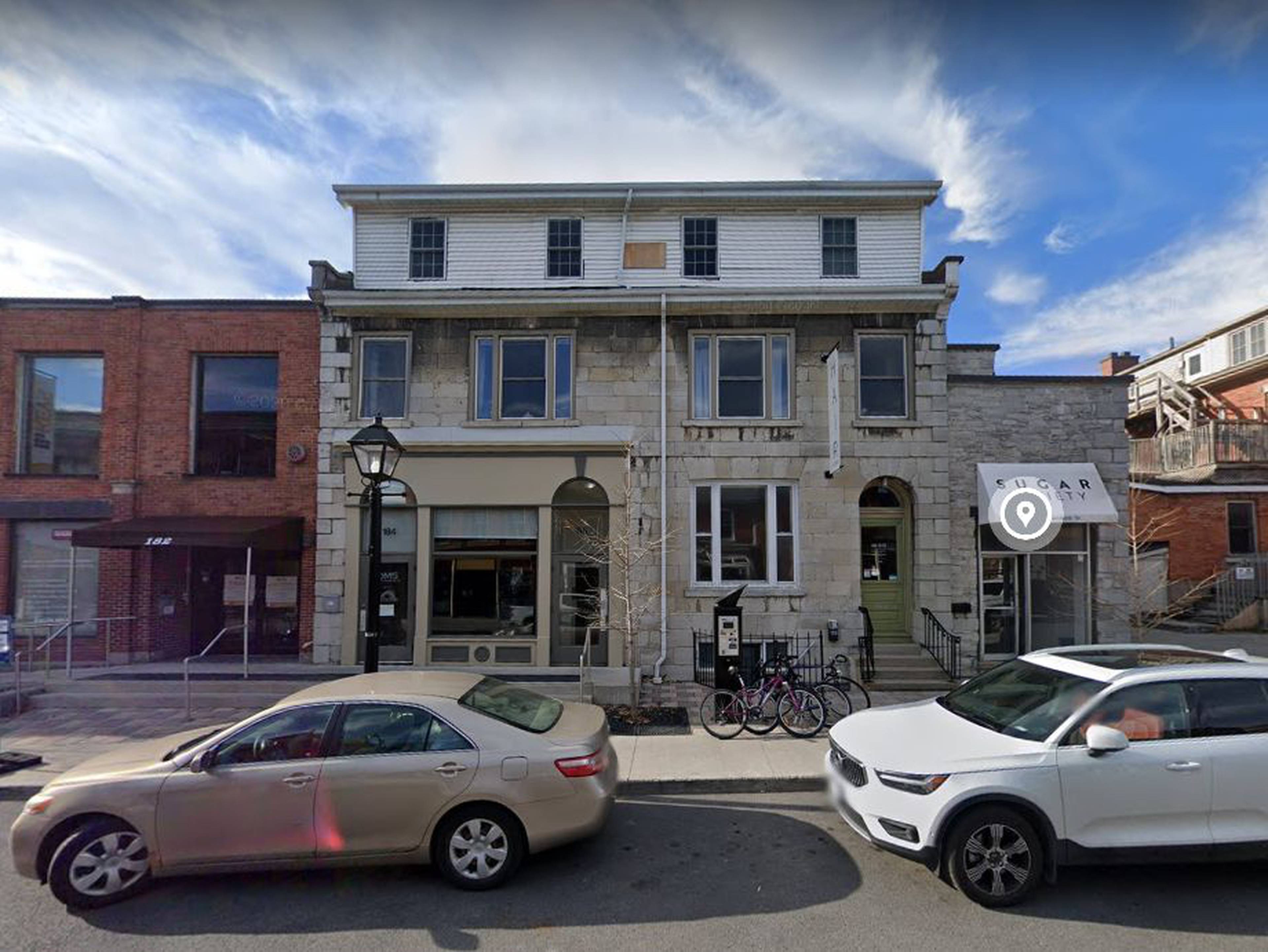 184 Sydenham St Apartment Building