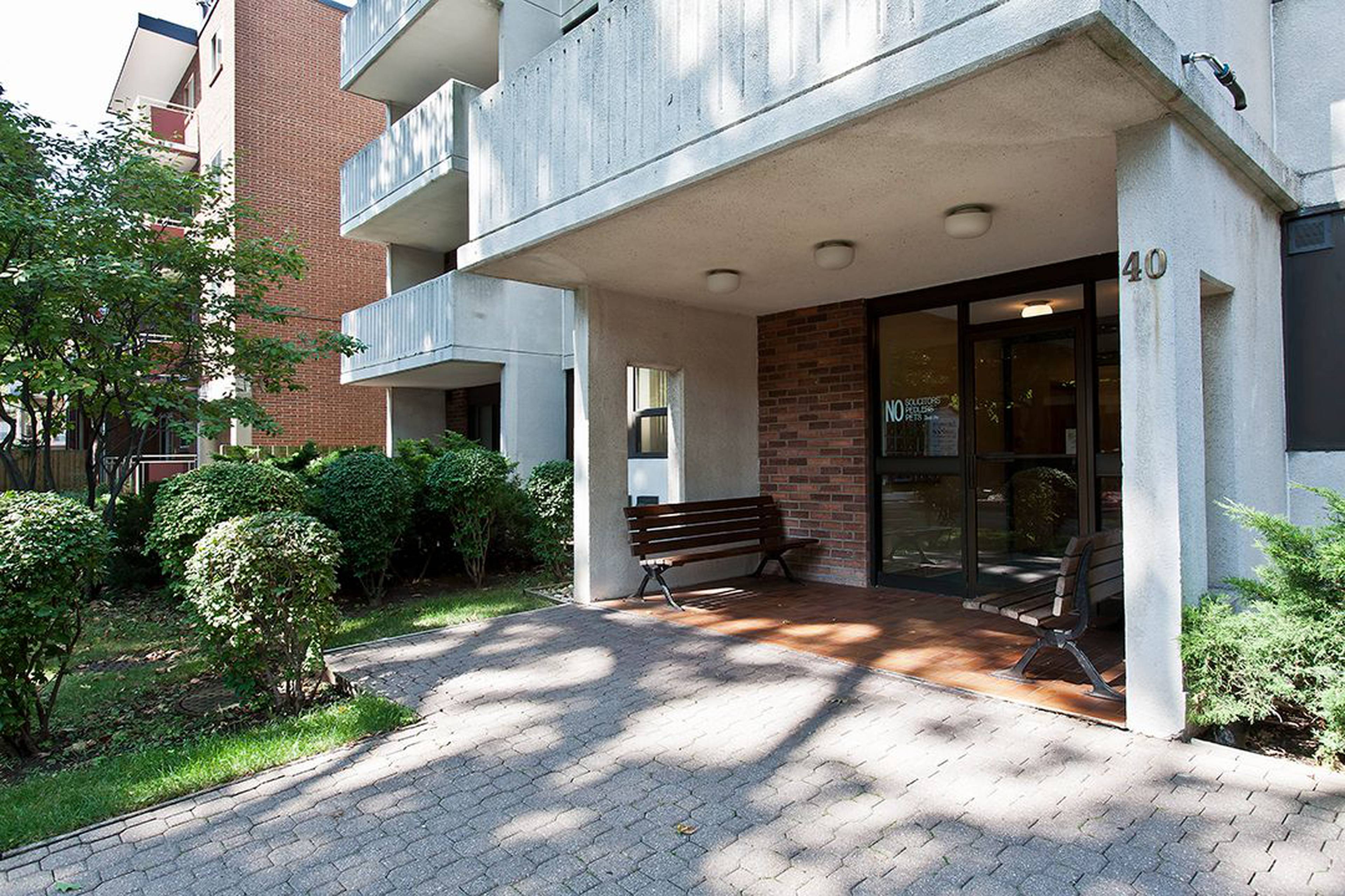 40 West Apartment Building