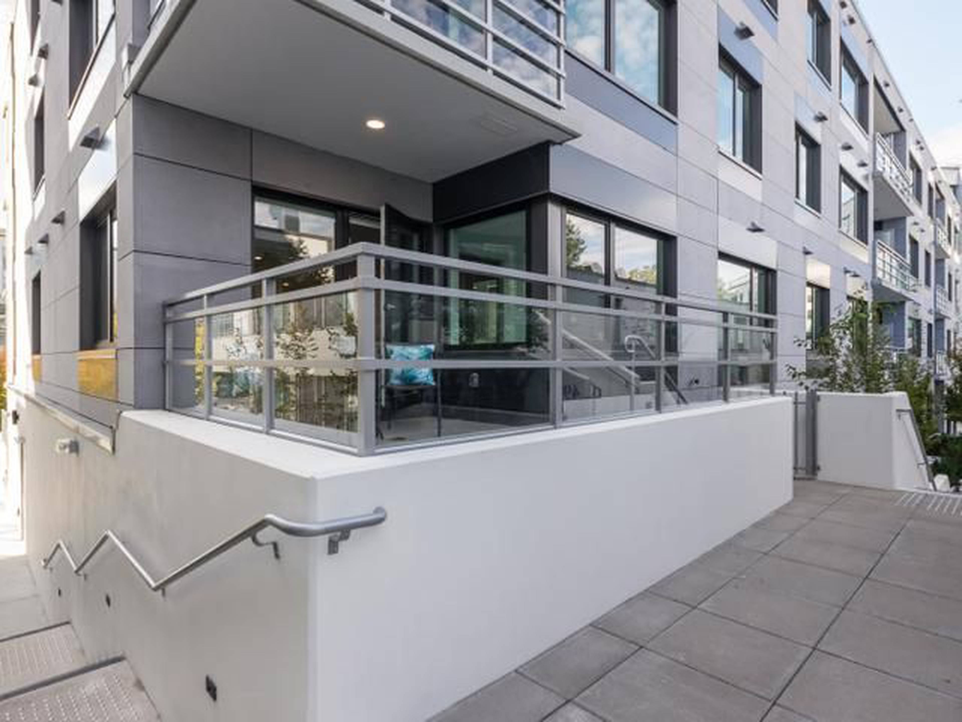 Primrose 4932 Cambie St Apartments for Rent Vancouver liv.rent