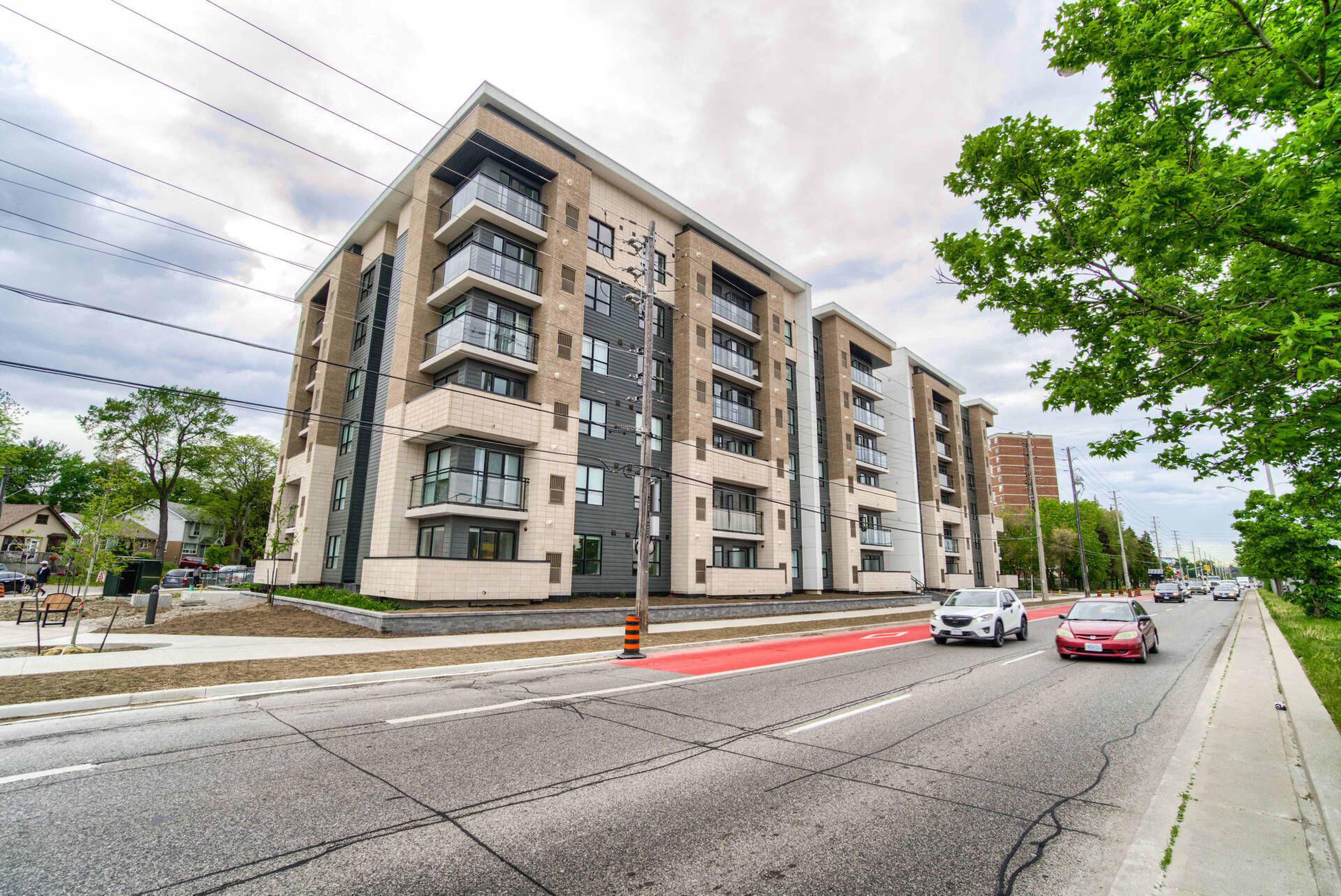 1 Falaise Rd Apartment Building