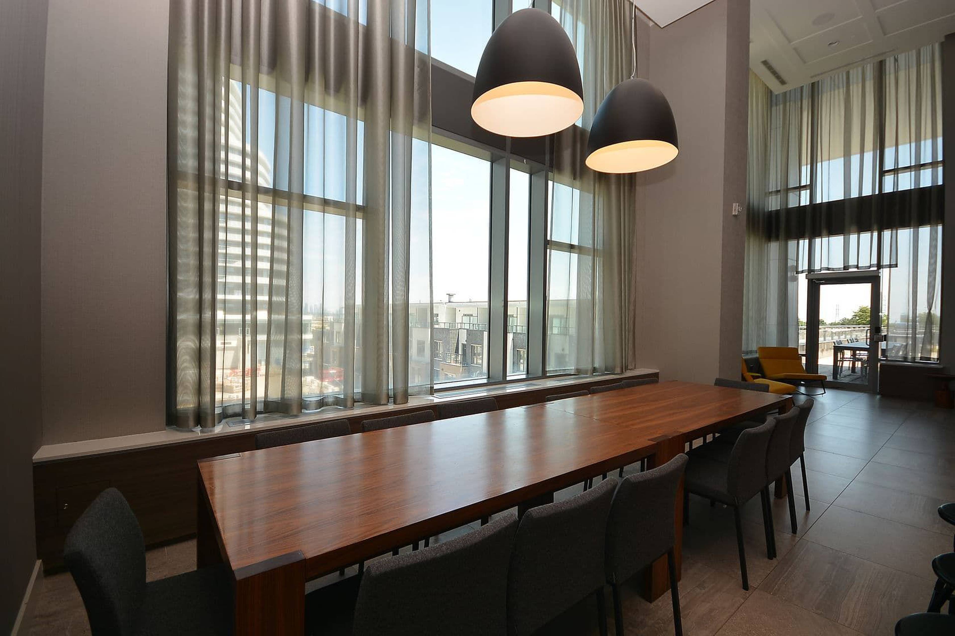 The West Tower Daniels Erin Mills 2560 Eglinton Ave W Apartments