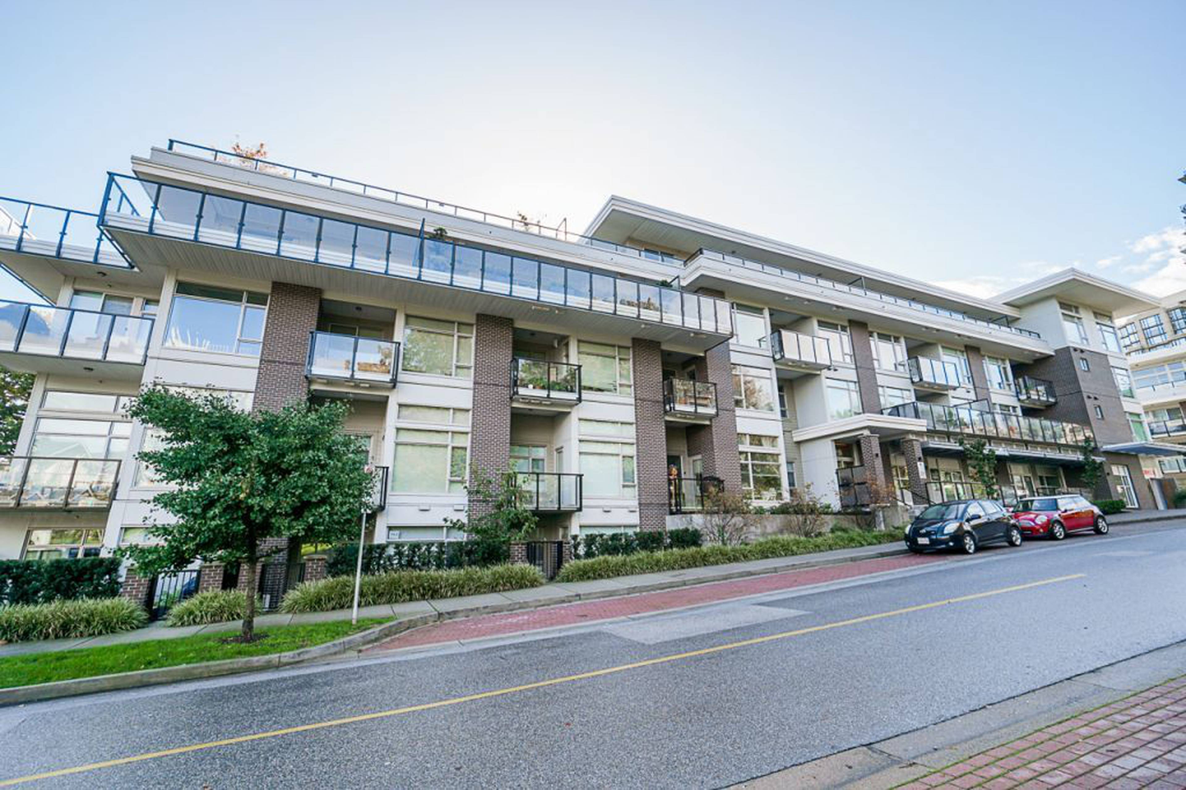 The Royal Apartments for Rent, 28 E Royal Ave, New Westminster, BC - 2