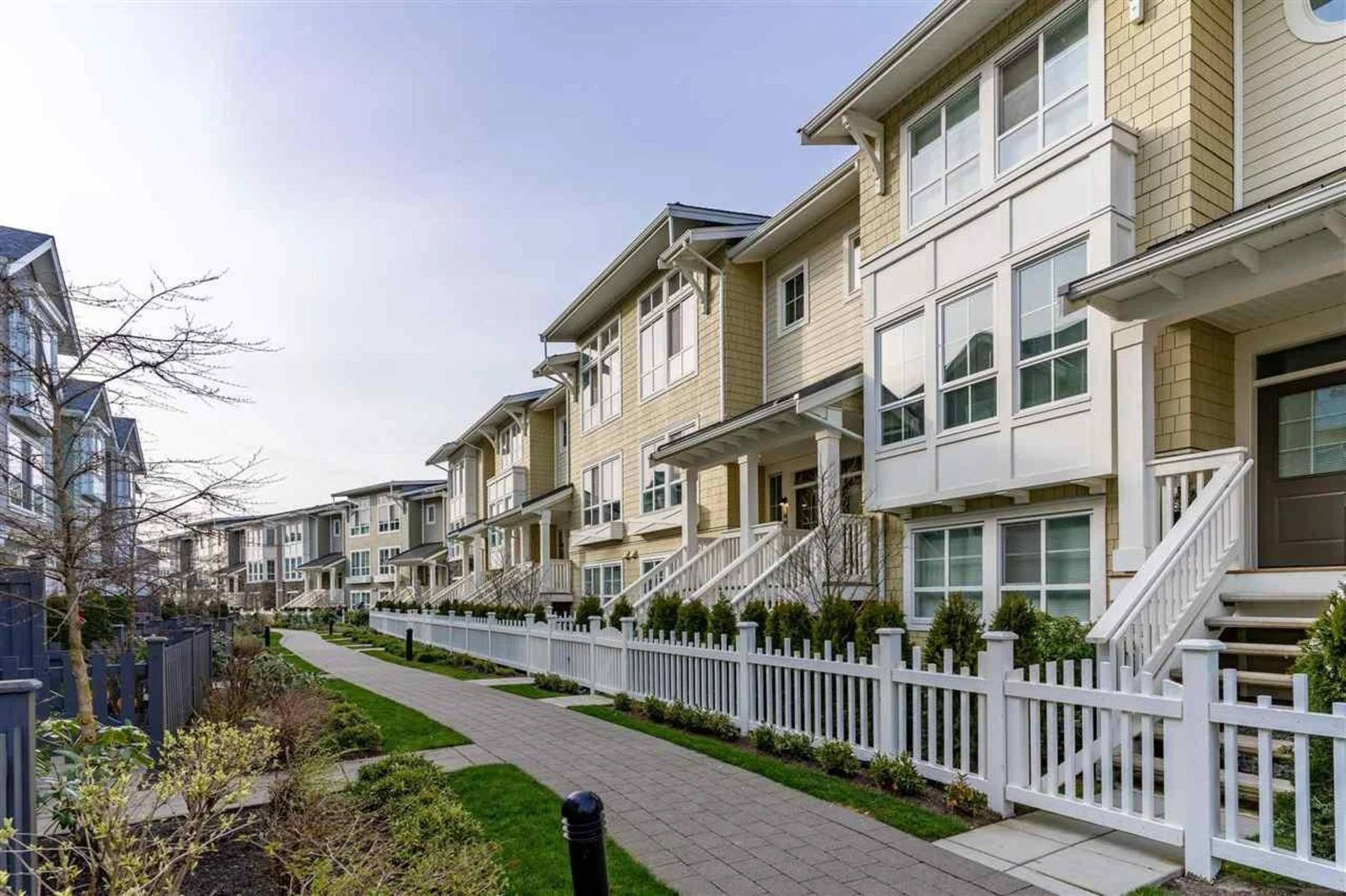 Beaufort Landing At Hampton Cove 5551 Admiral Way Apartments for Rent