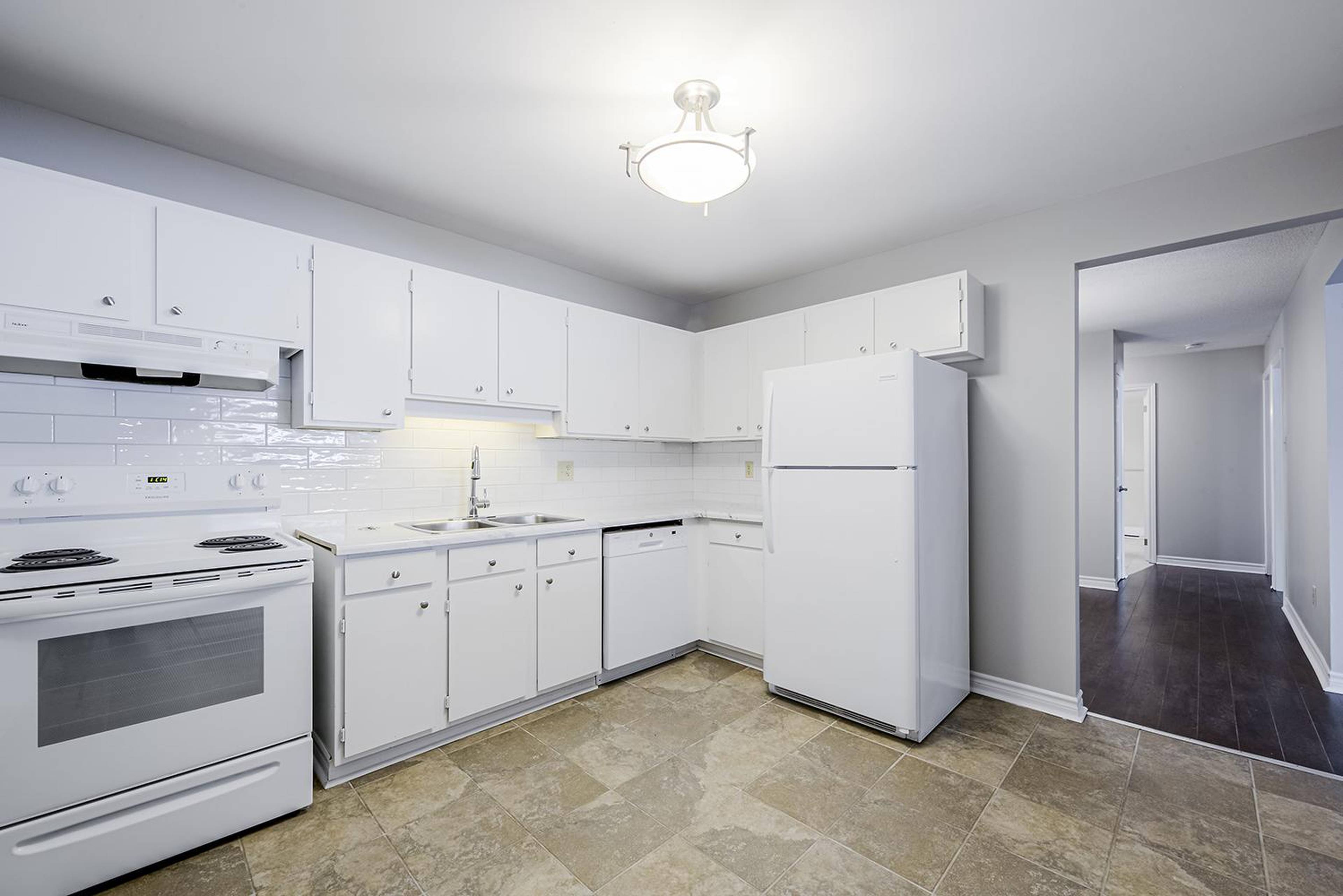 Maplewood Court Apartments for Rent, 1777 Stenson Boulevard, Peterborough, ON - 5