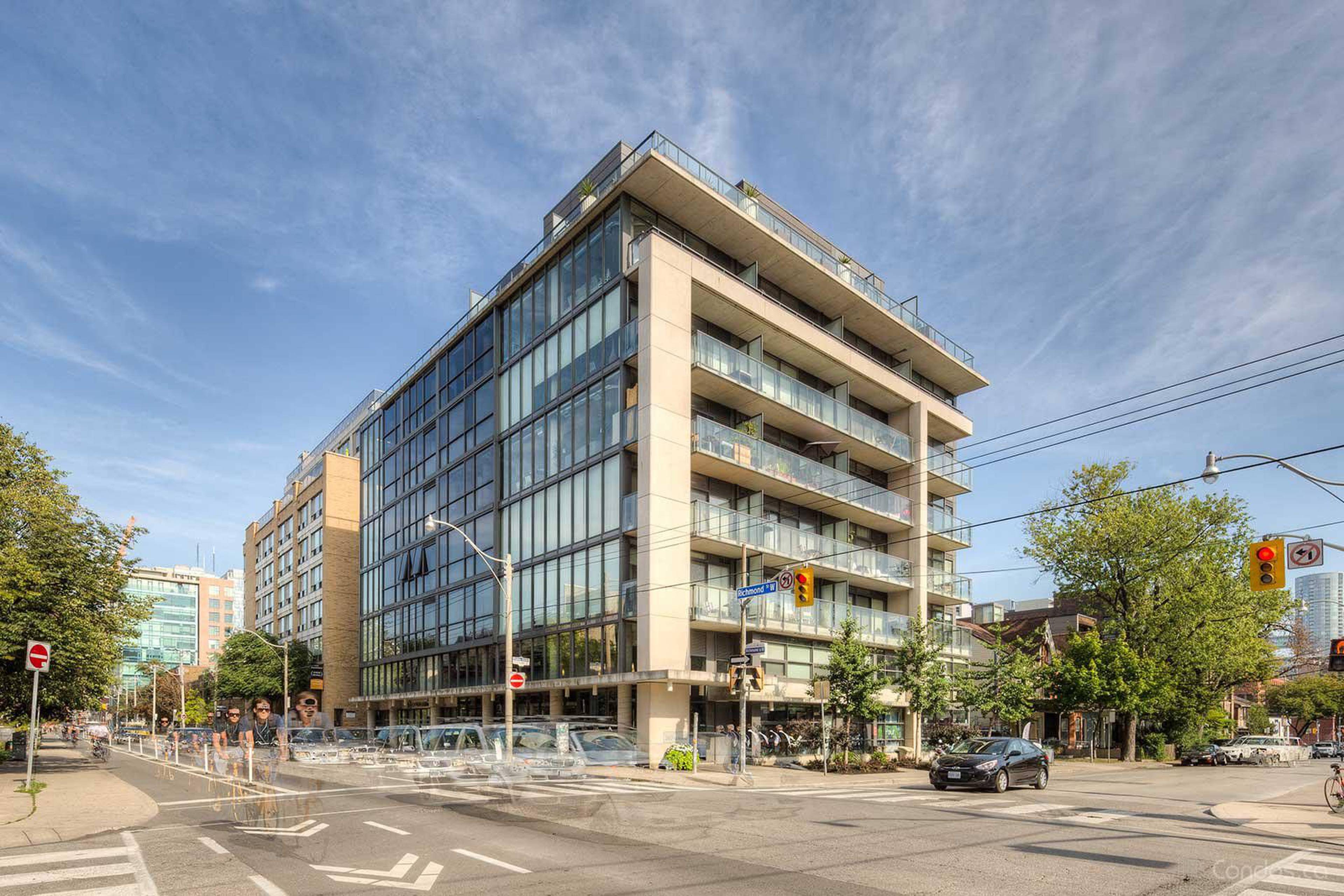 Five Nine on Richmond 533 Richmond St Apartments for Rent London