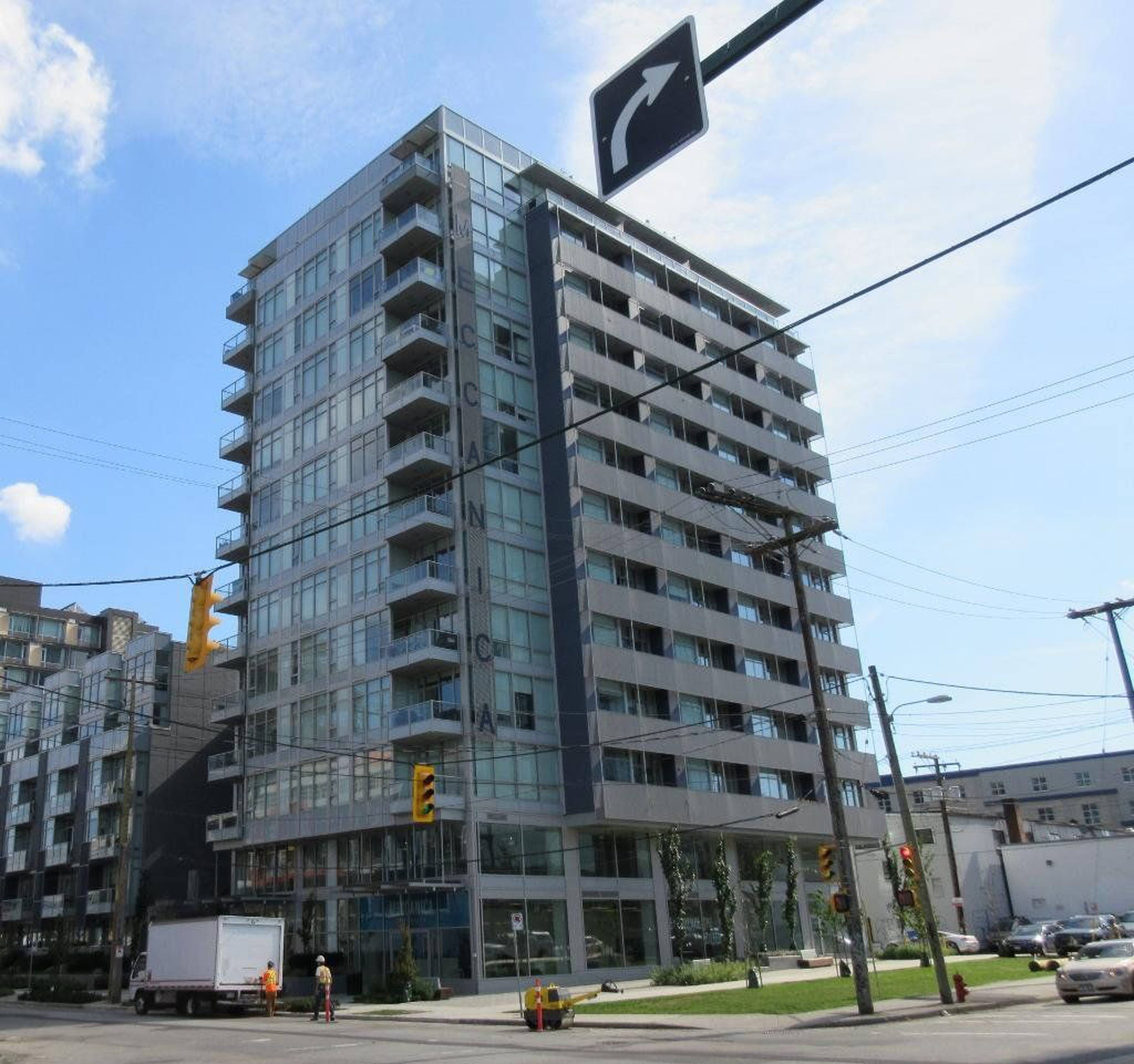 Meccanica Apartment Building