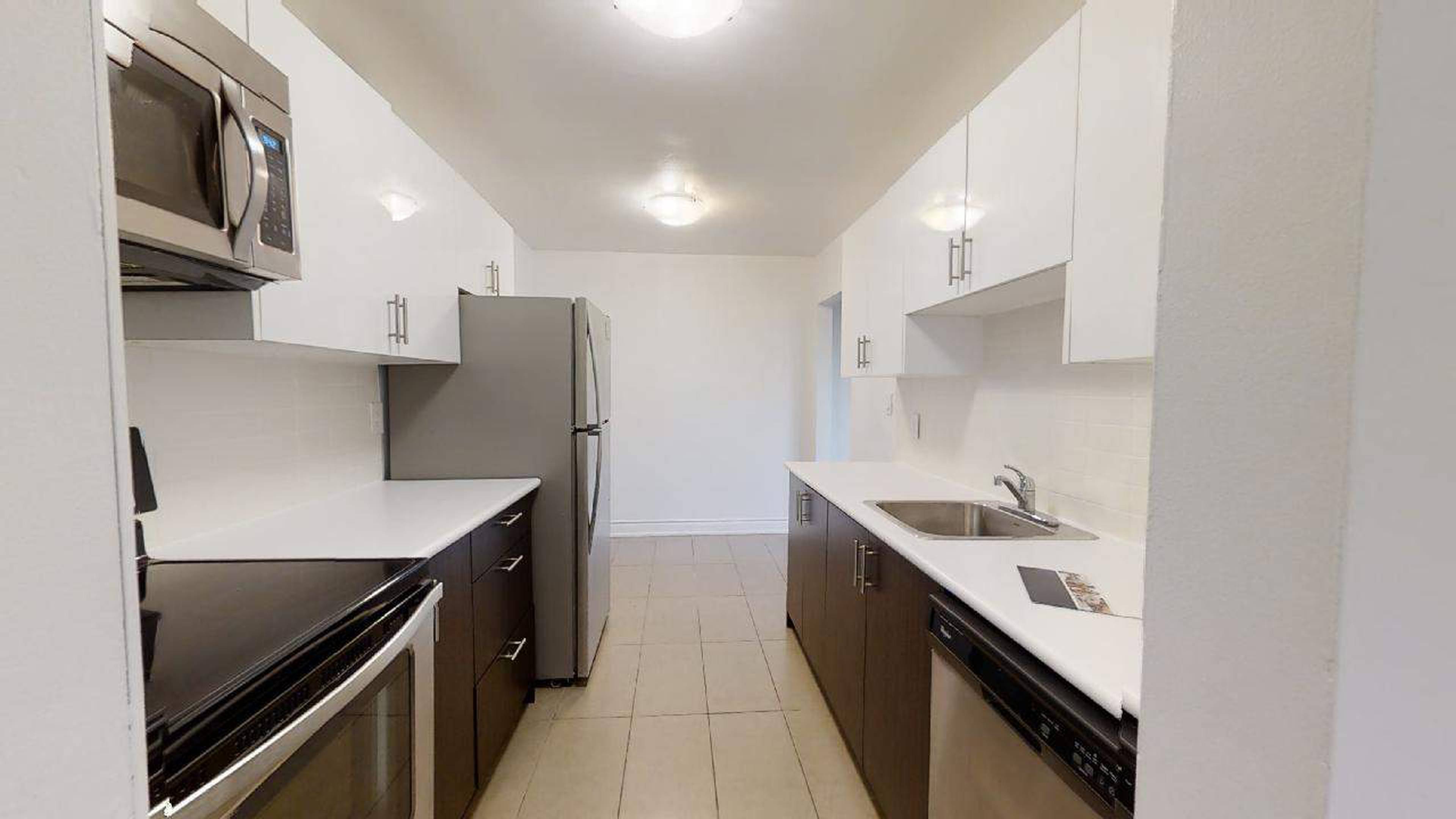 700 Ross Apartment Building