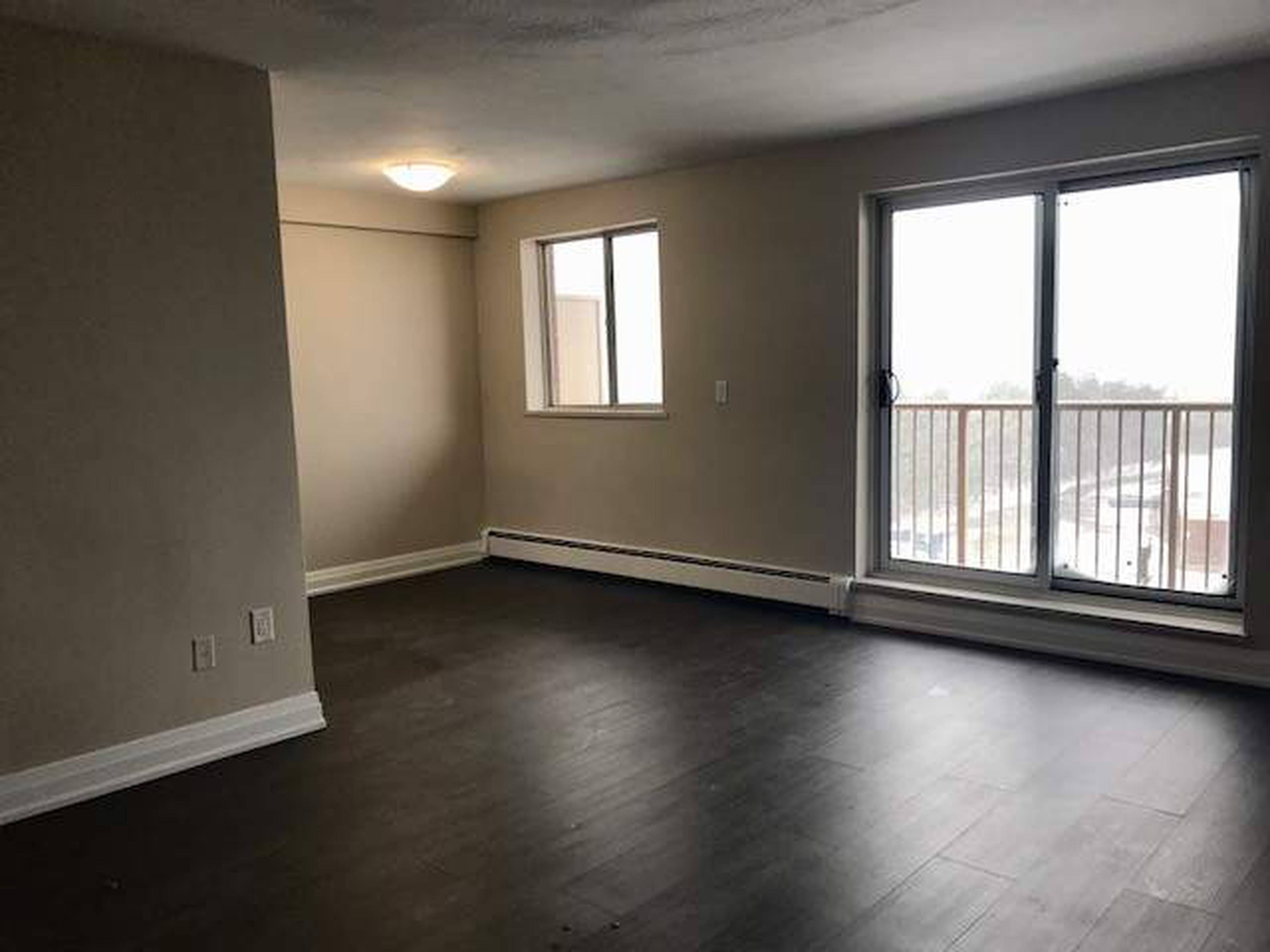 718 Lawrence Apartments for Rent, 718 Lawrence Road, Hamilton, ON - 4