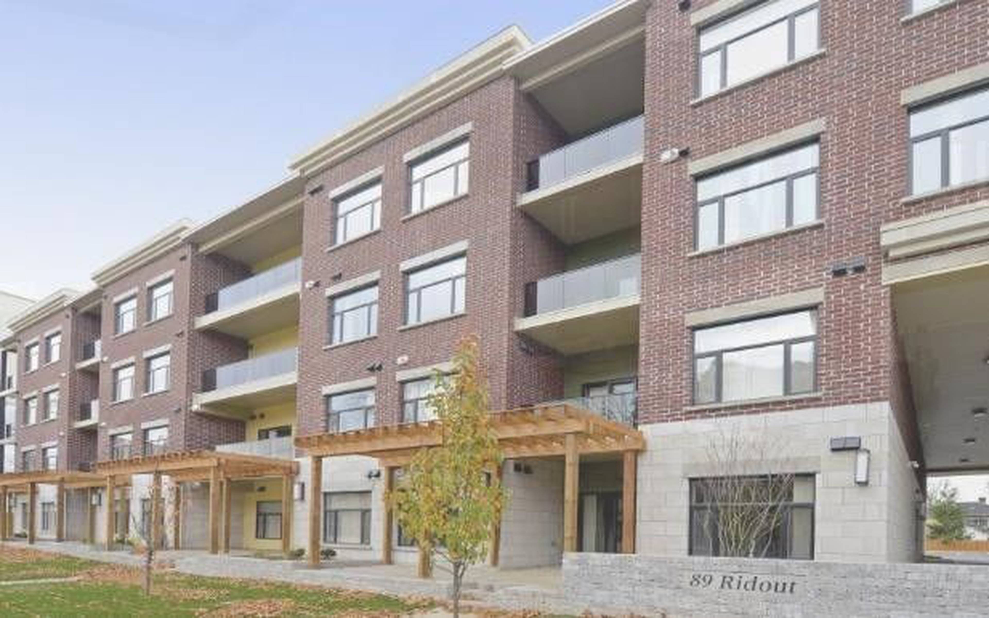 Ridout St S Apartment Building