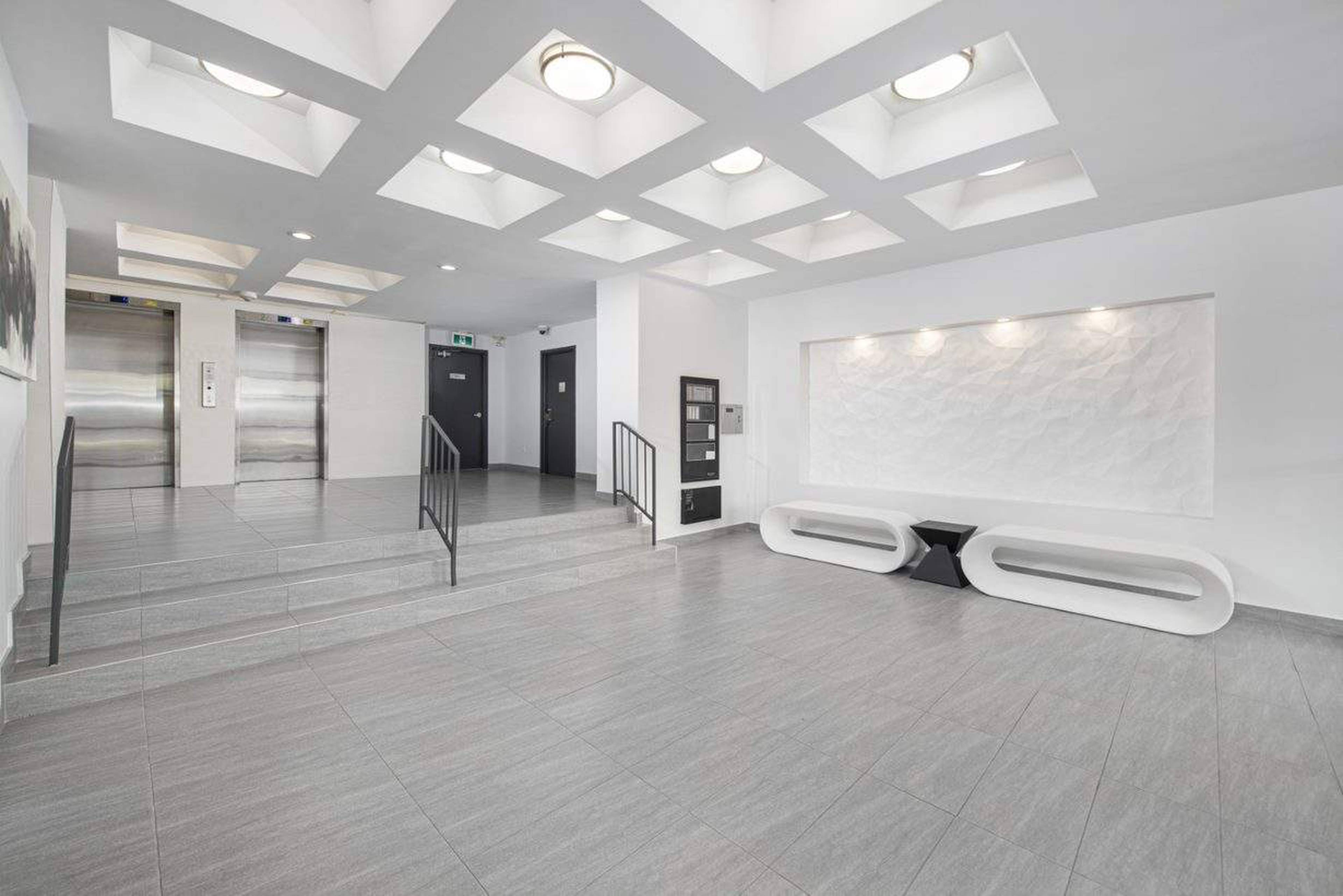 580 The East Mall Etobicoke, ON 580 The East Mall liv.rent