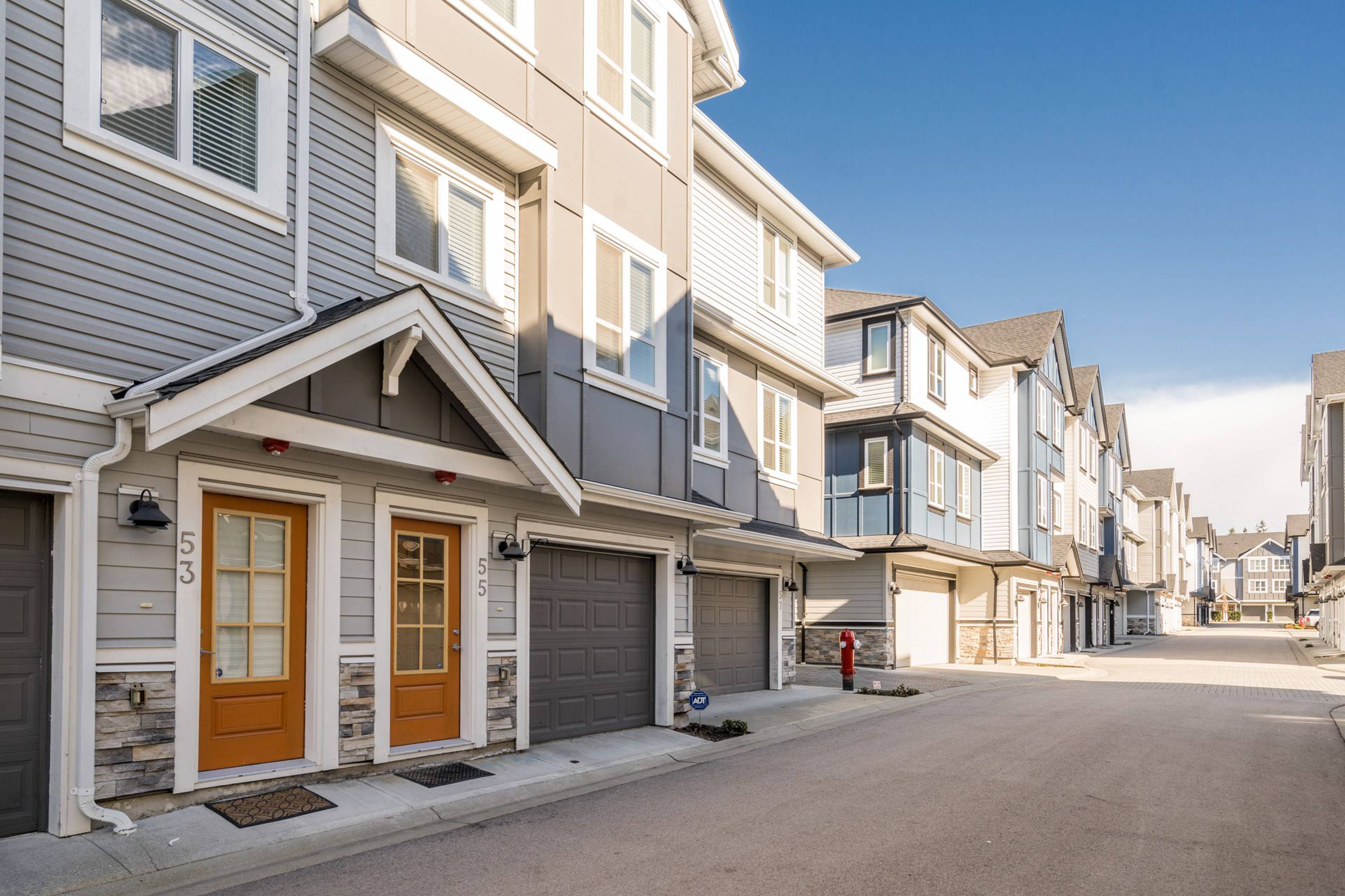 Lotus Living 20860 76 Ave Apartments for Rent Langley liv.rent