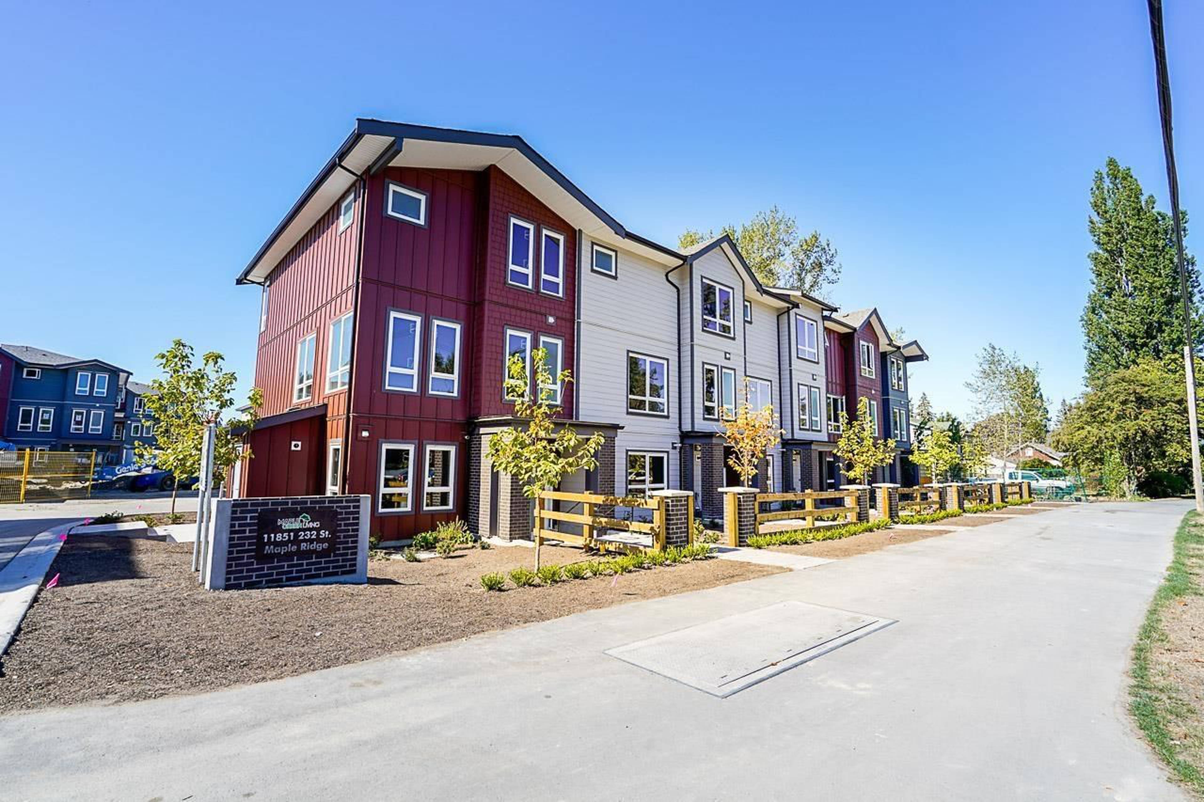 232 St 11851 232 St Apartments for Rent Maple Ridge liv.rent