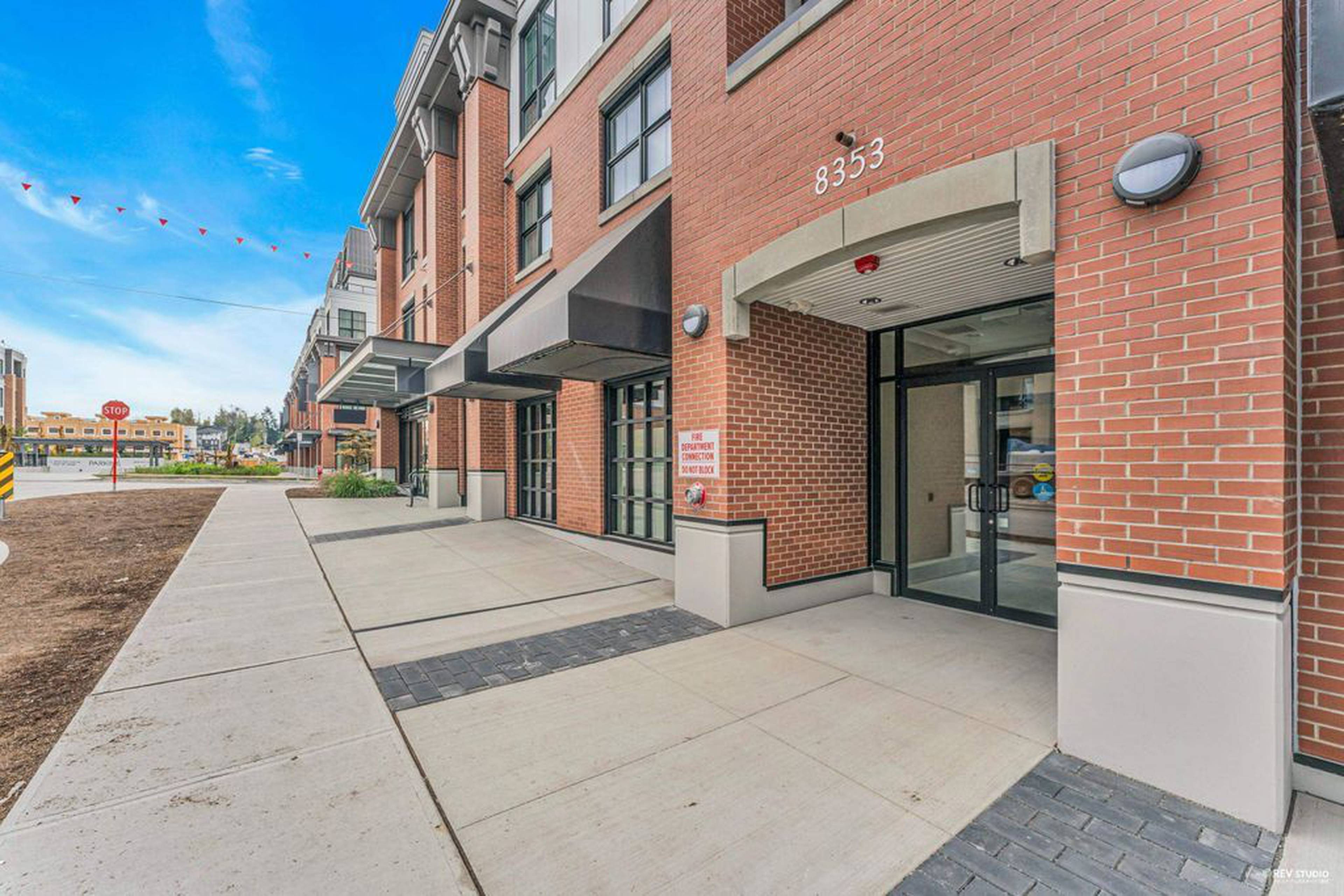 Latimer Village Langley, BC 8353 200a St liv.rent