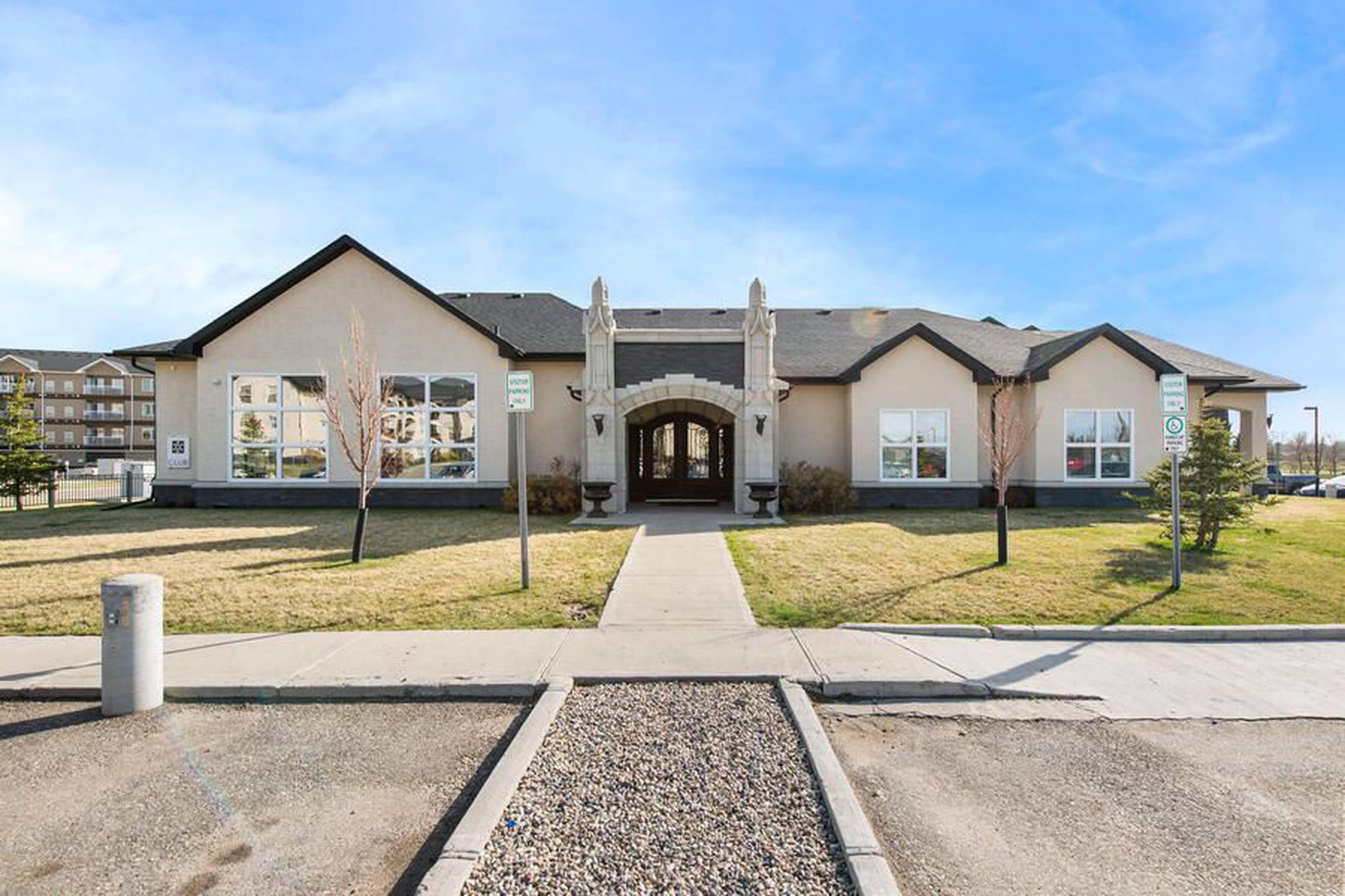 Siena 1610 Dakota Dr Apartments for Rent Regina liv.rent