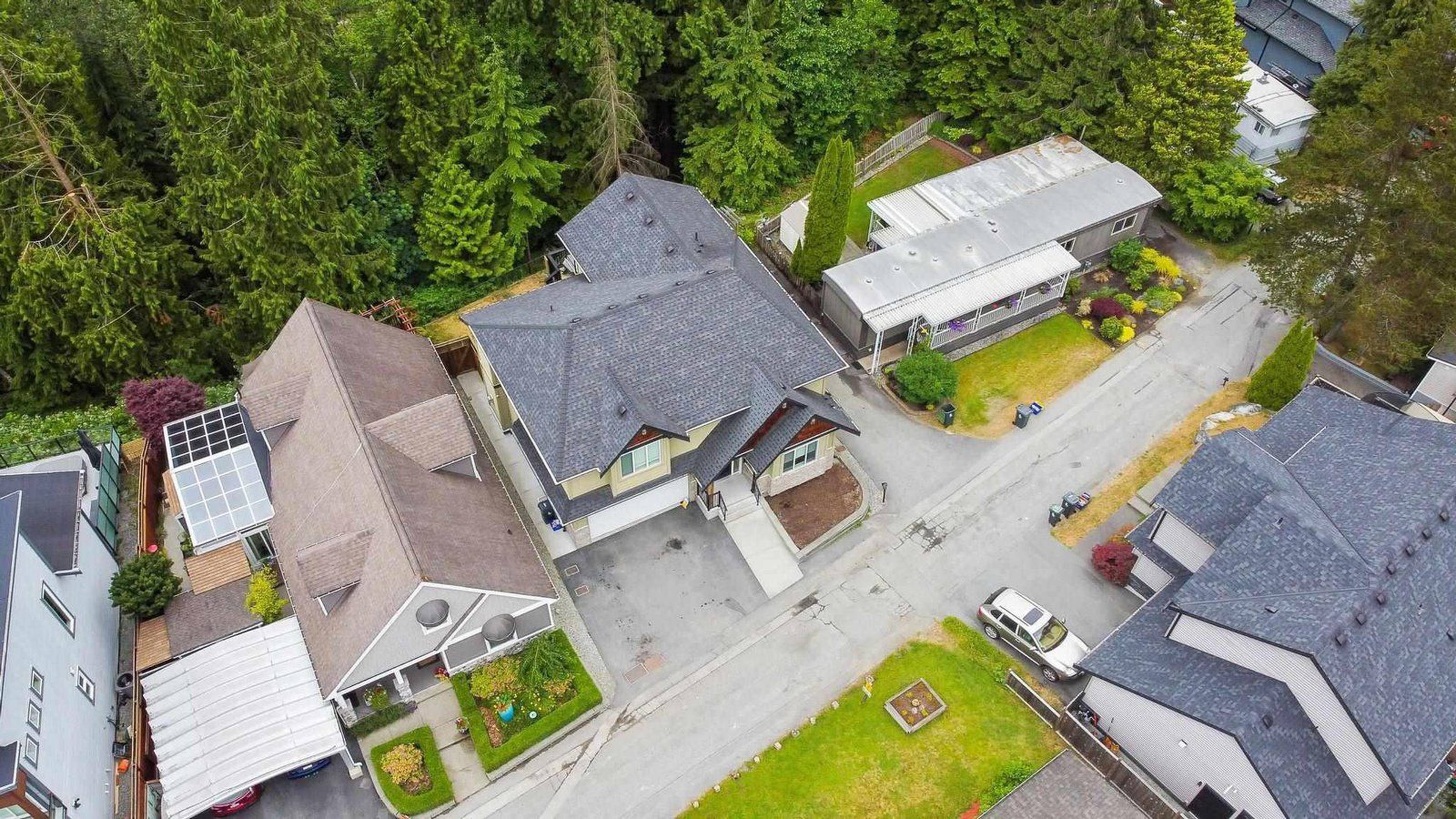 Countryside Village 3295 Sunnyside Rd Apartments for Rent Anmore