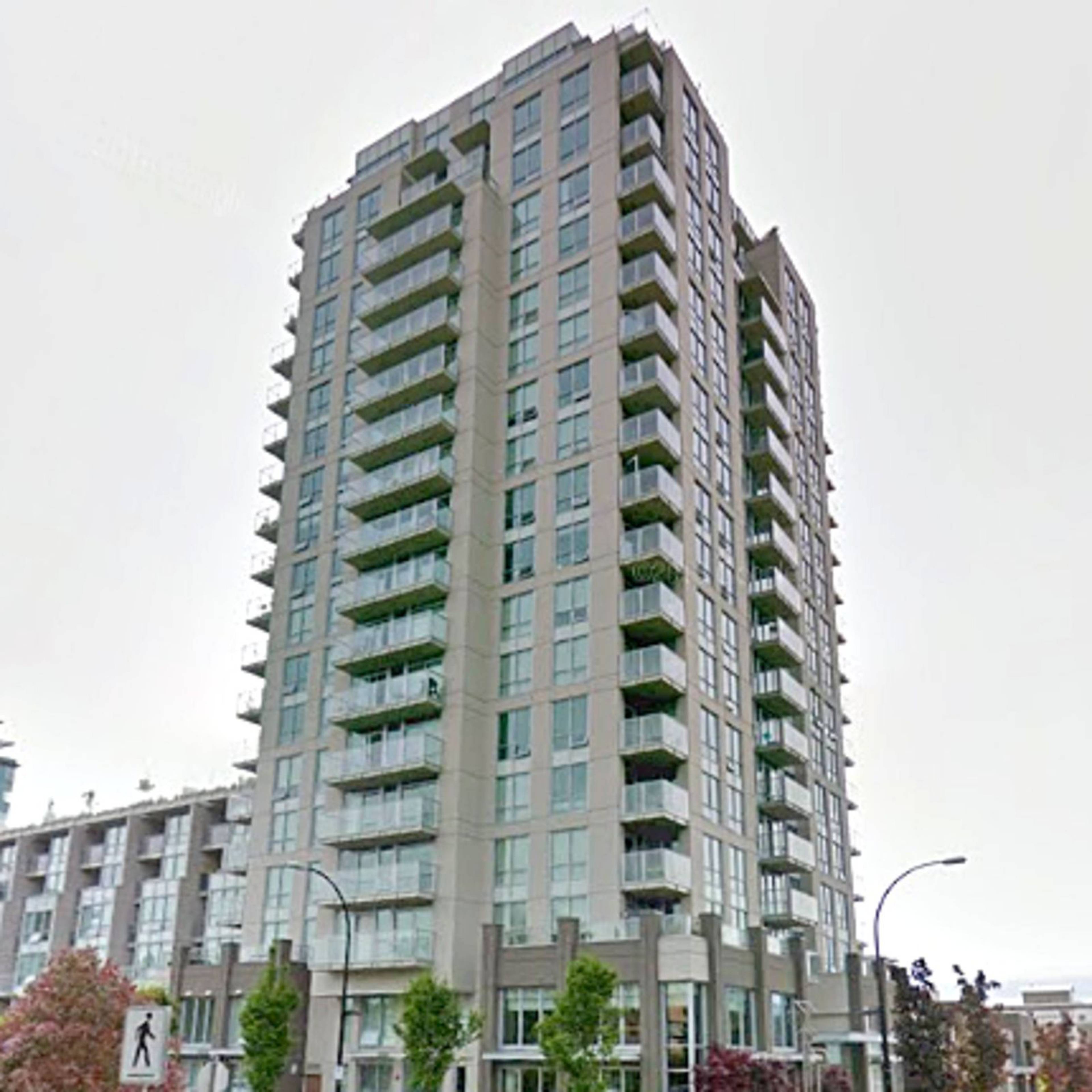 Local On Lonsdale Apartment Building