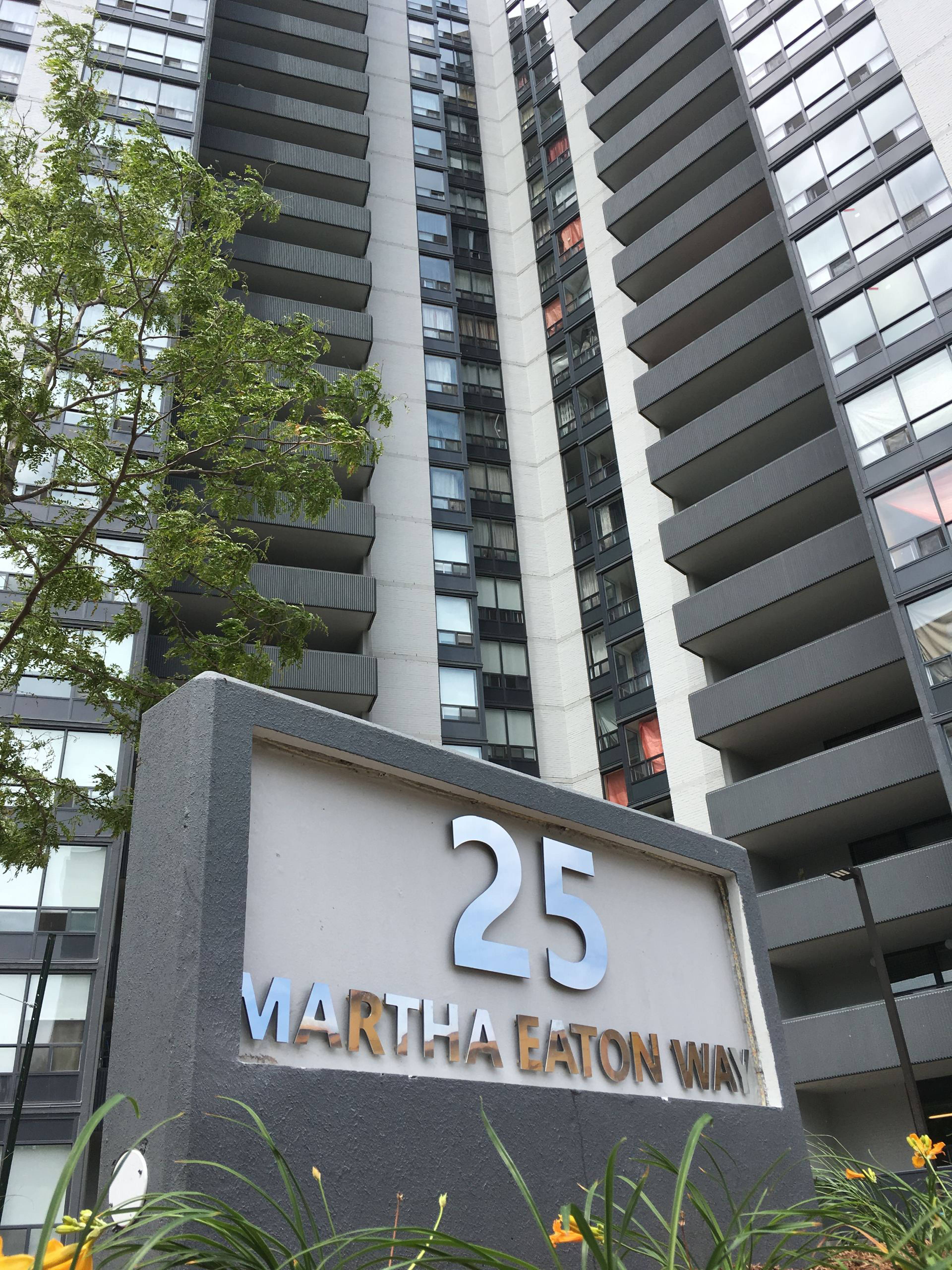 Willow Glen 25 Martha Eaton Way Apartments for Rent North York liv.rent