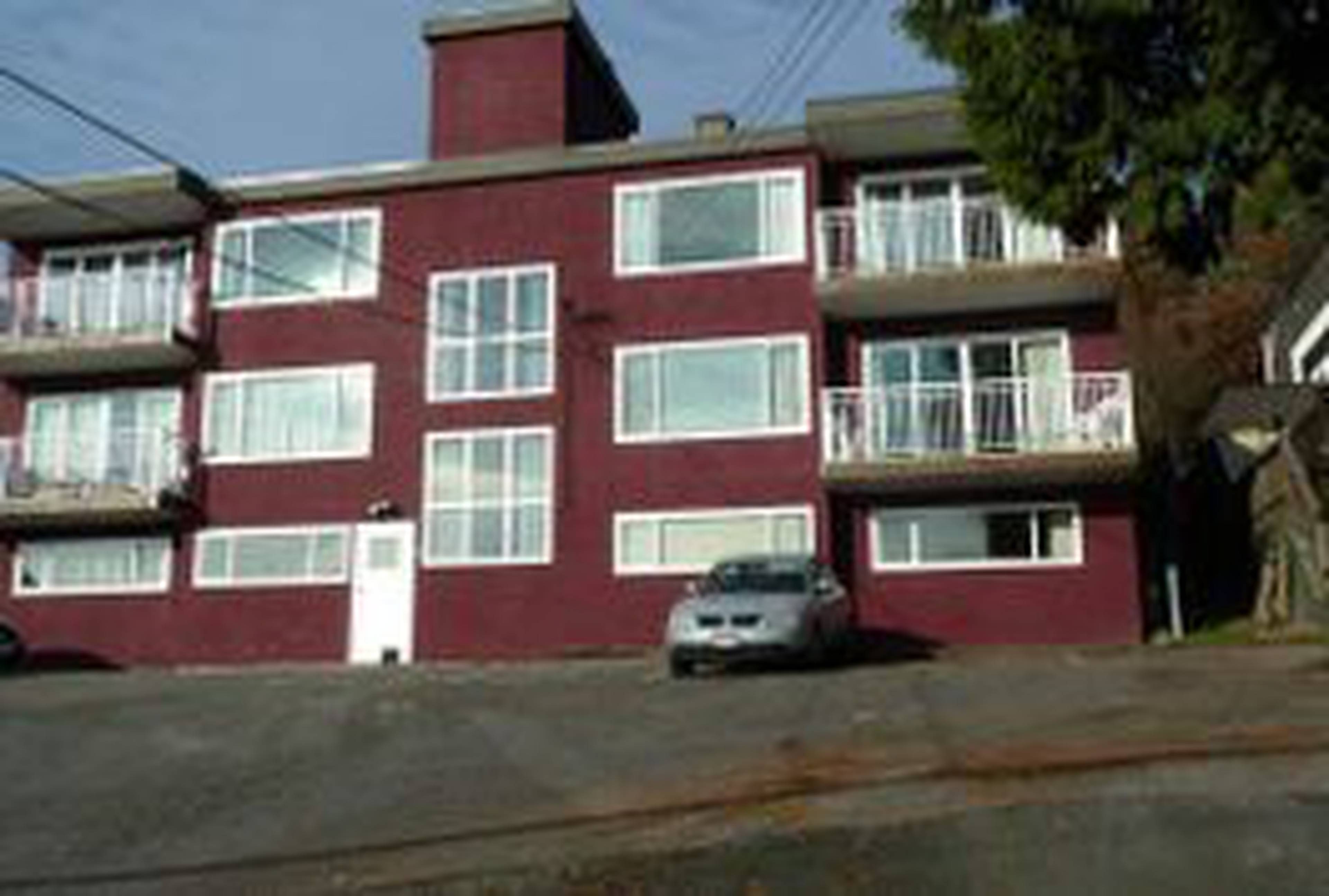 Southview Apartments 5104 Hastings St Apartments for Rent Burnaby