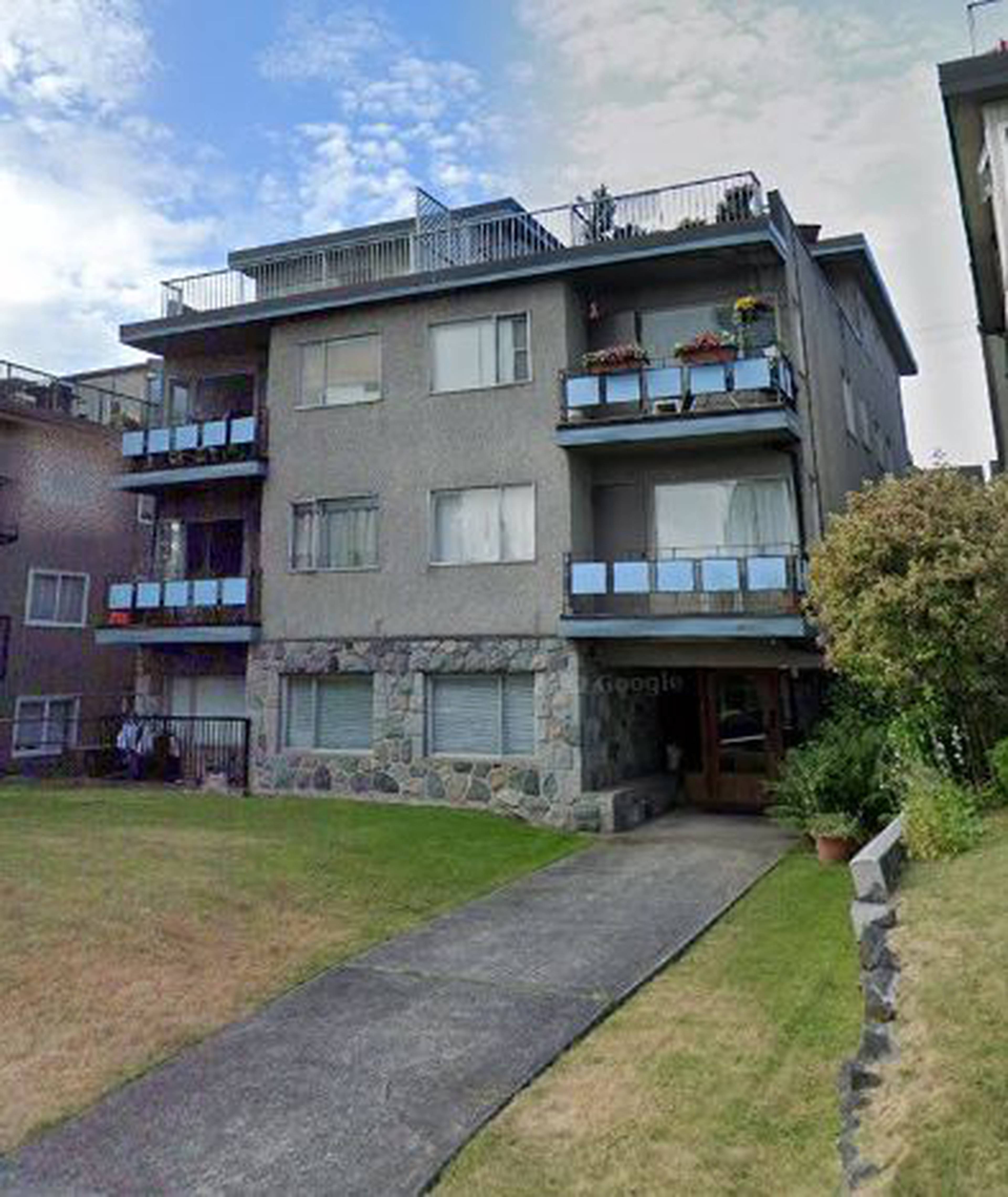 W 2nd Ave Apartment Building