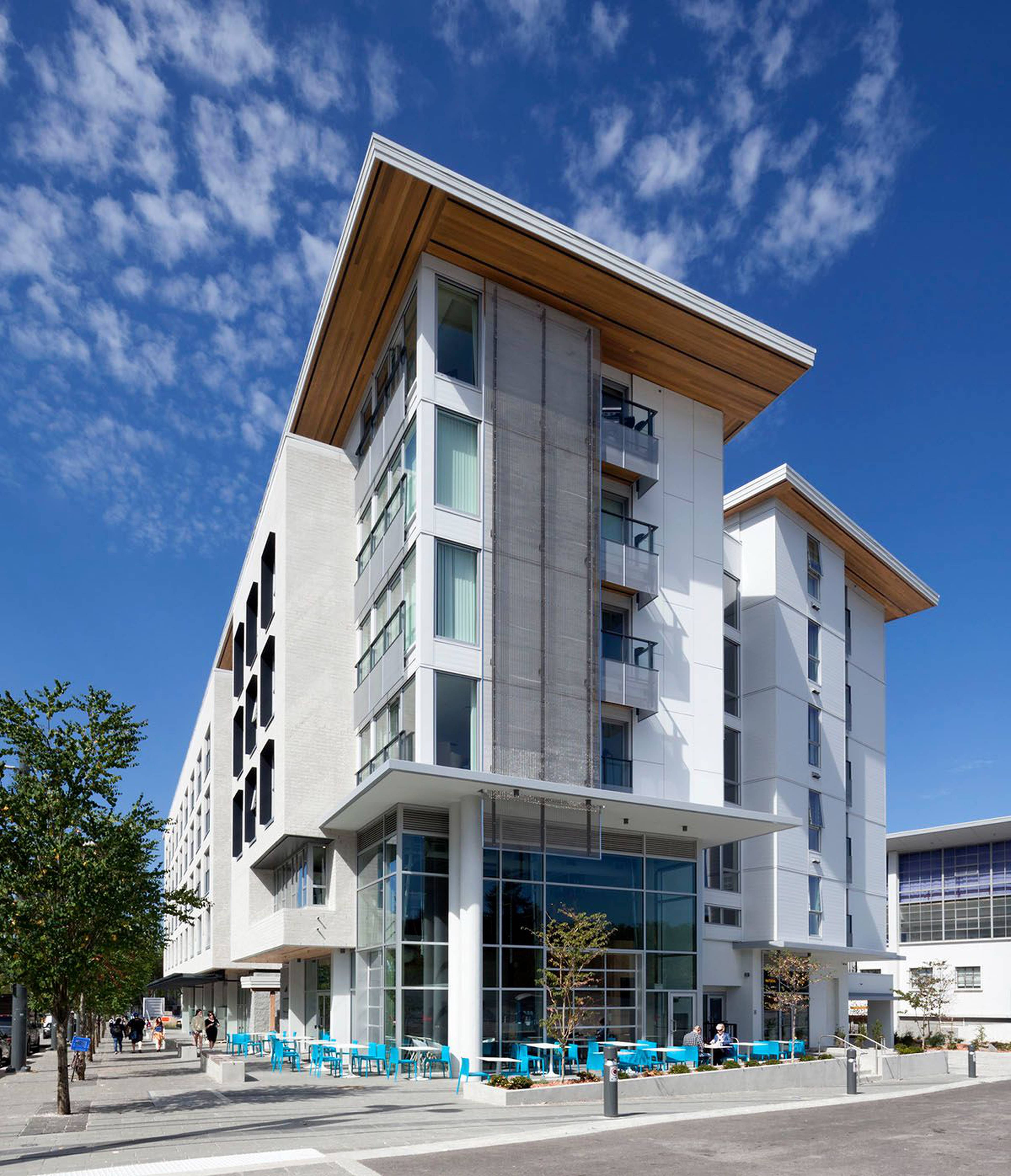 Central Vancouver, BC 6015 University Blvd liv.rent