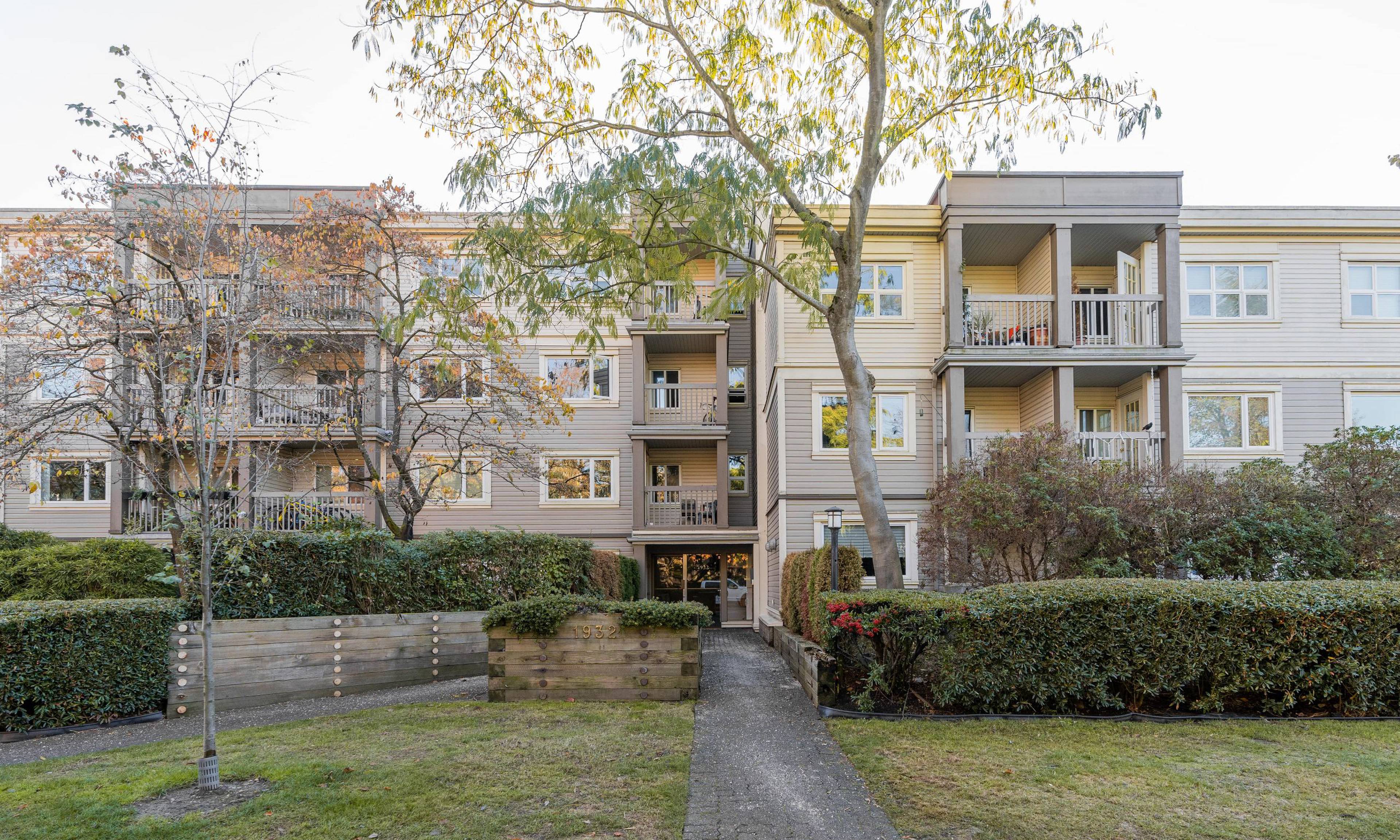 Kitsilano Shores Apartment Building