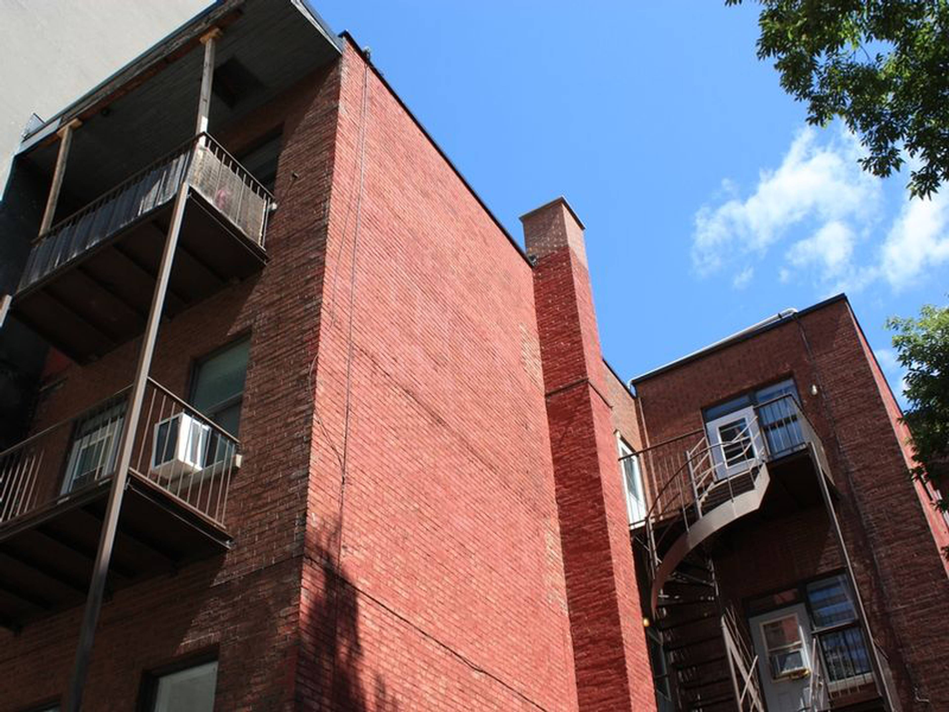 Rue Aylmer Montréal, QC 3440 Rue Aylmer liv.rent