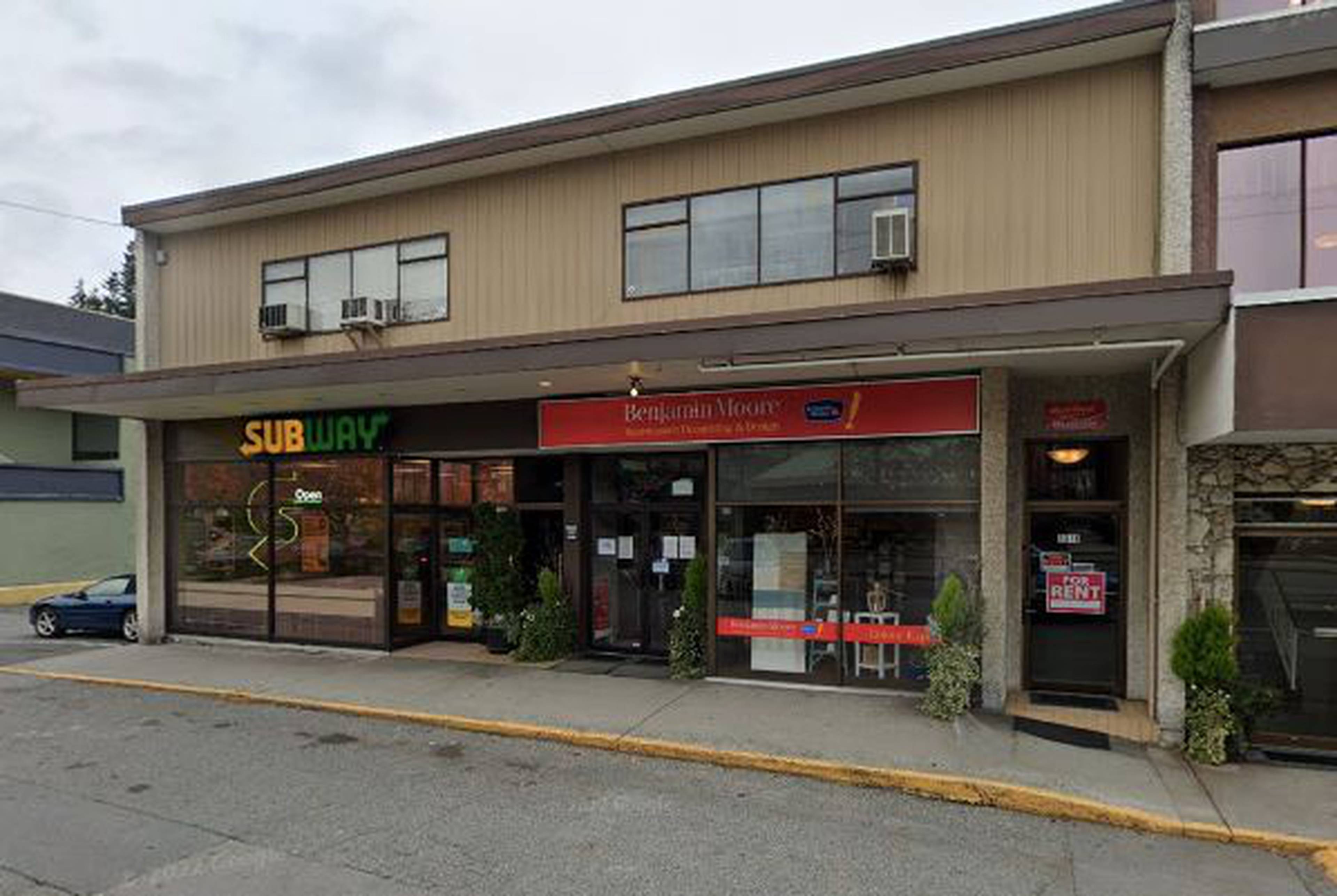 56th Street between 12 Ave and 14 Ave of Tsawwassen Delta, BC 1318