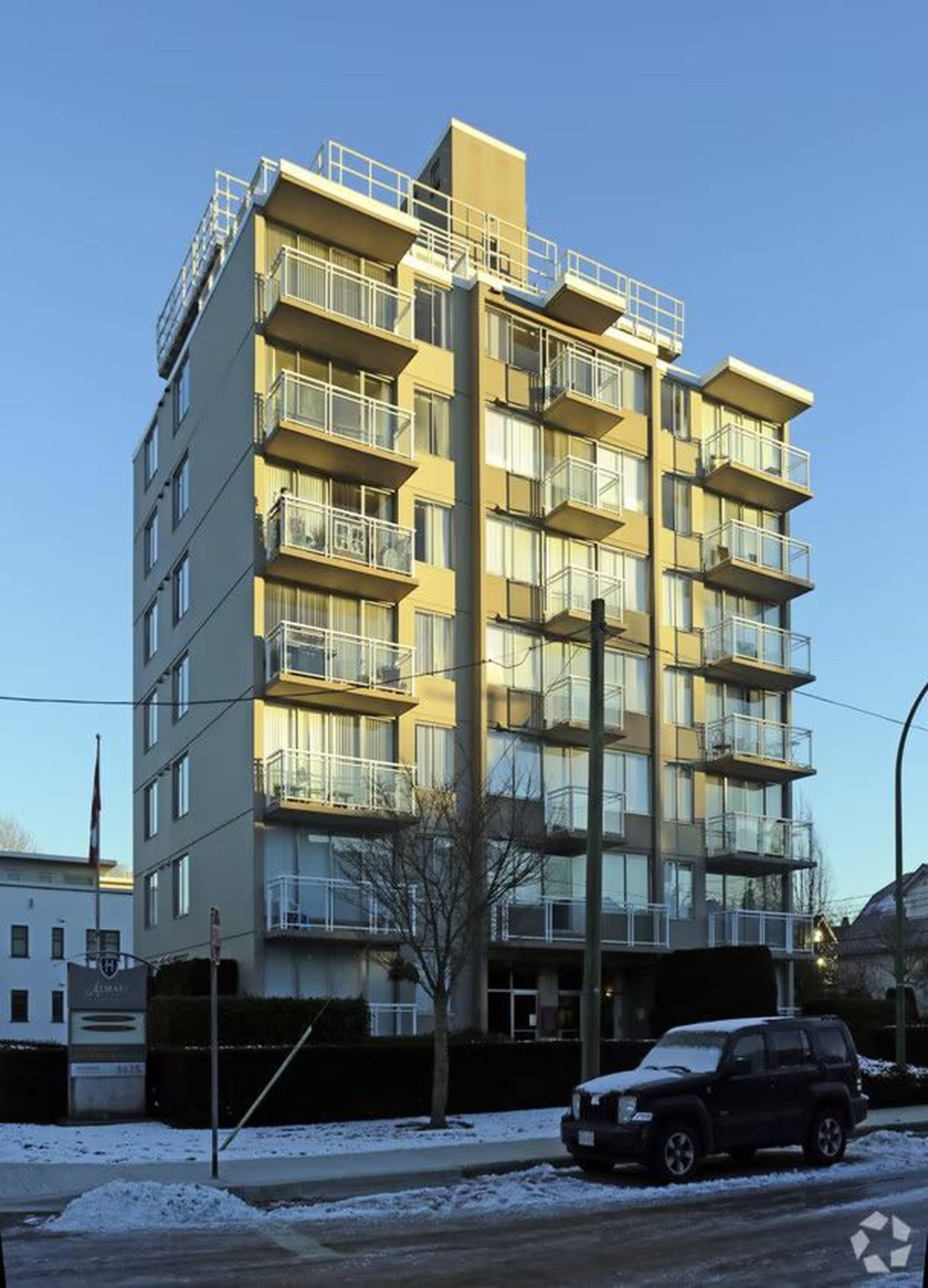 Almata Apartment Building