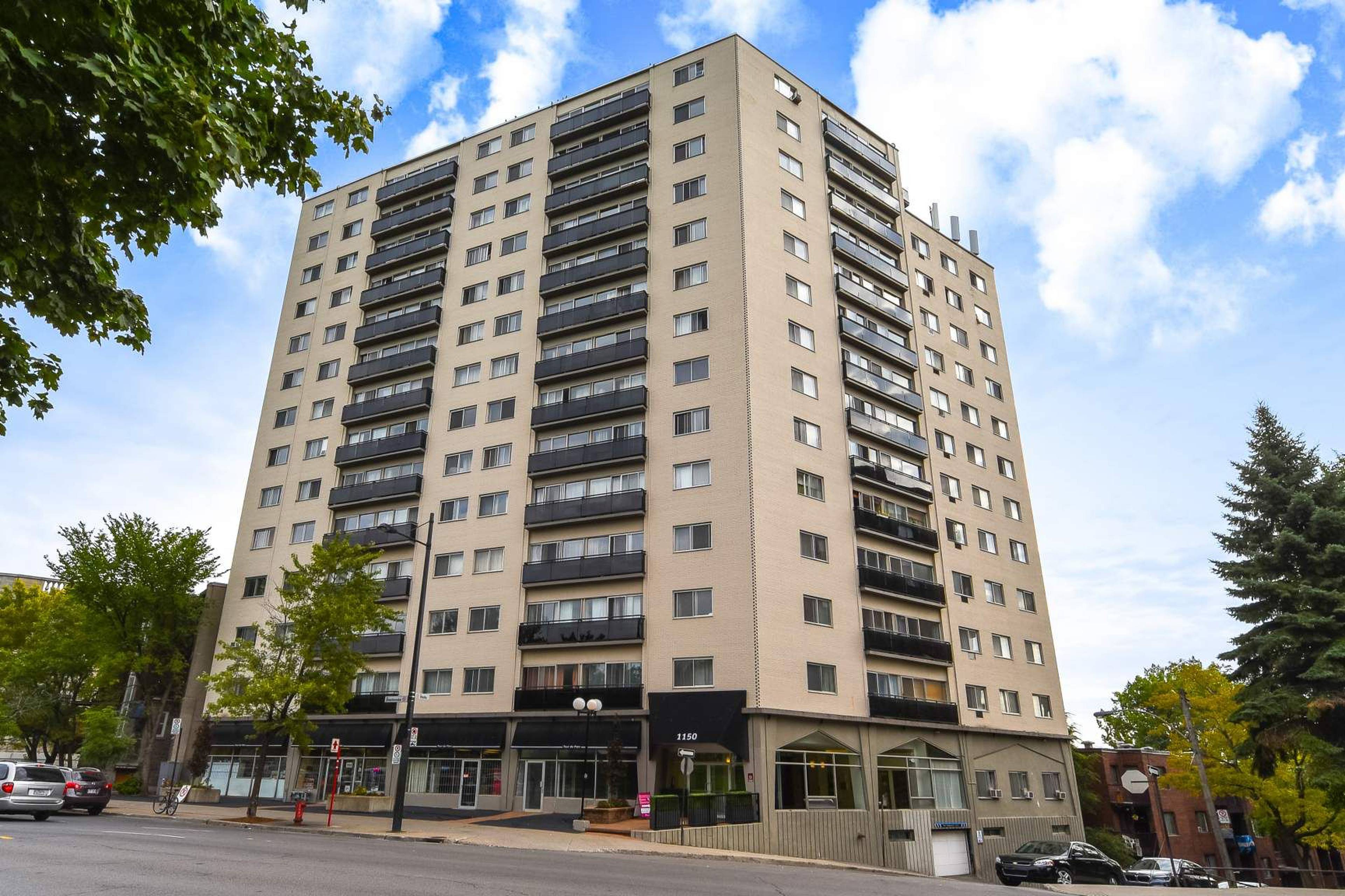 Tour De Parc Apartment Building