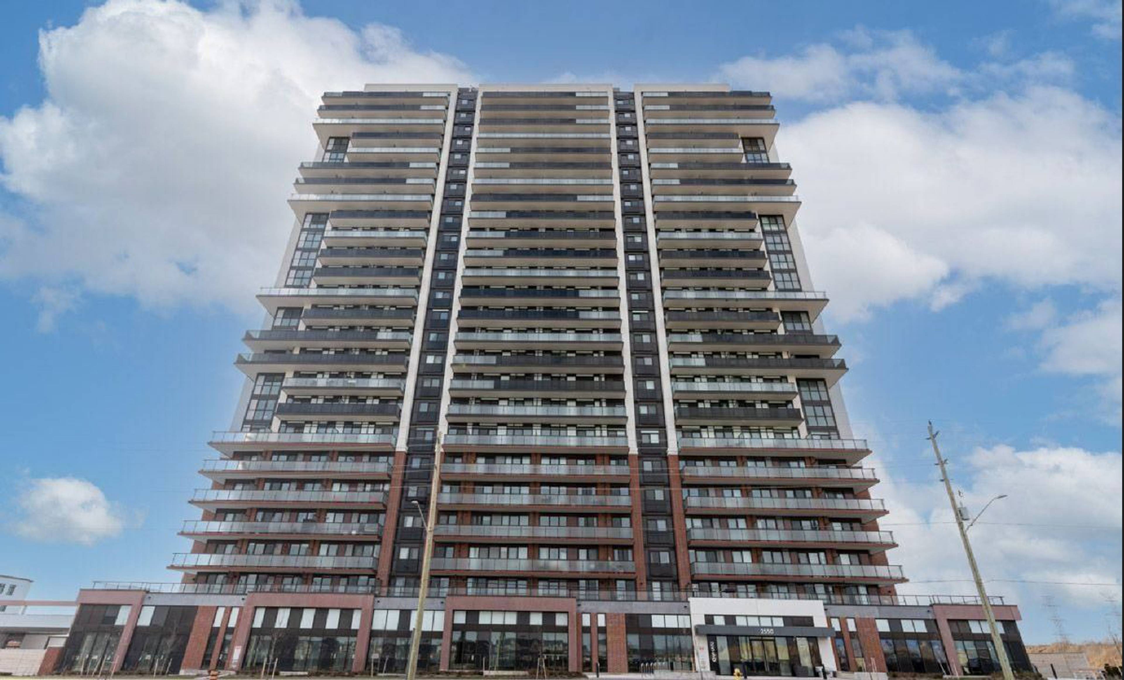 U.C. Tower 3 Apartment Building