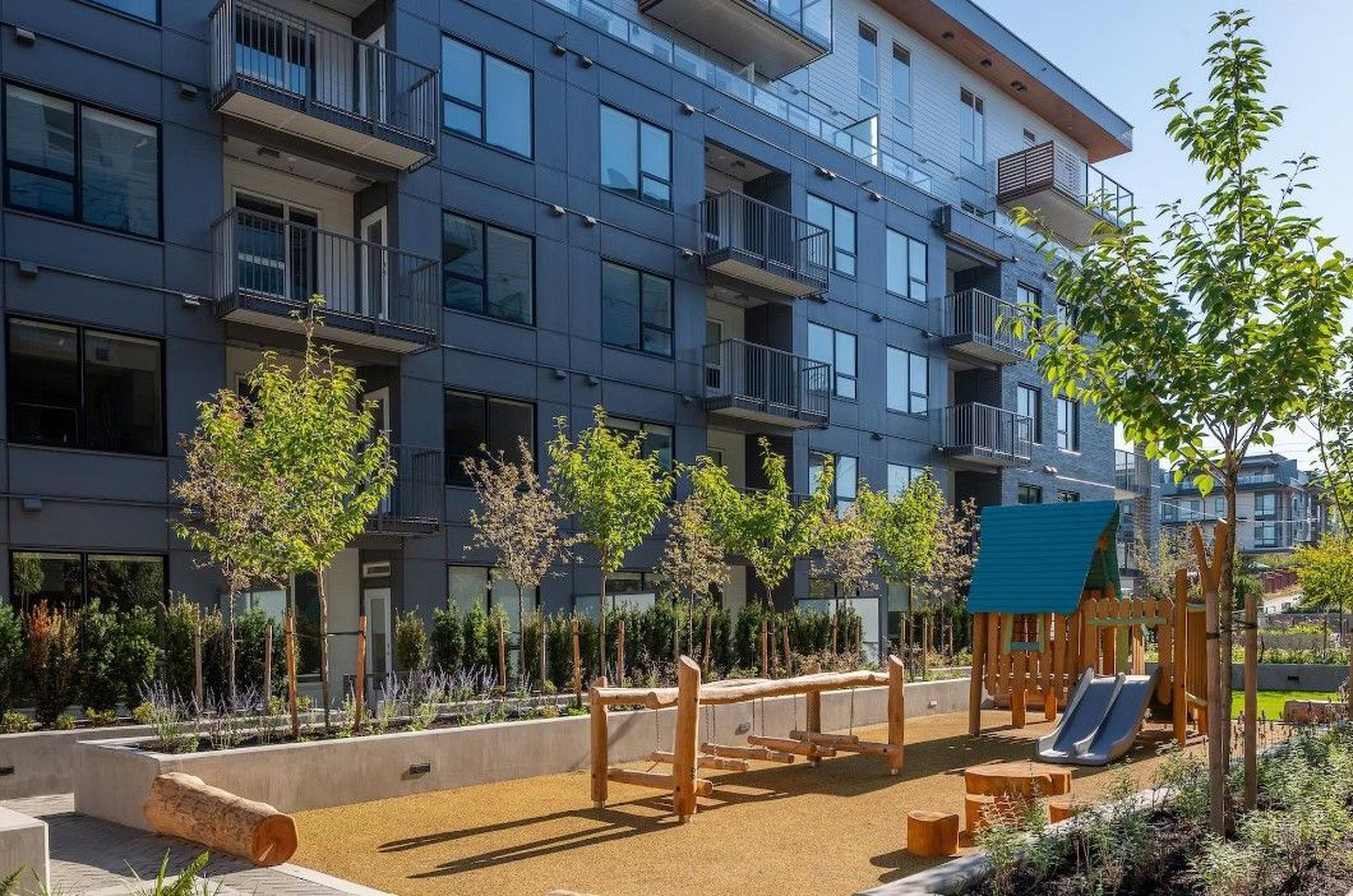 Port & Mill Apartments for Rent, 645 Como Lake Ave, Coquitlam, BC - 2