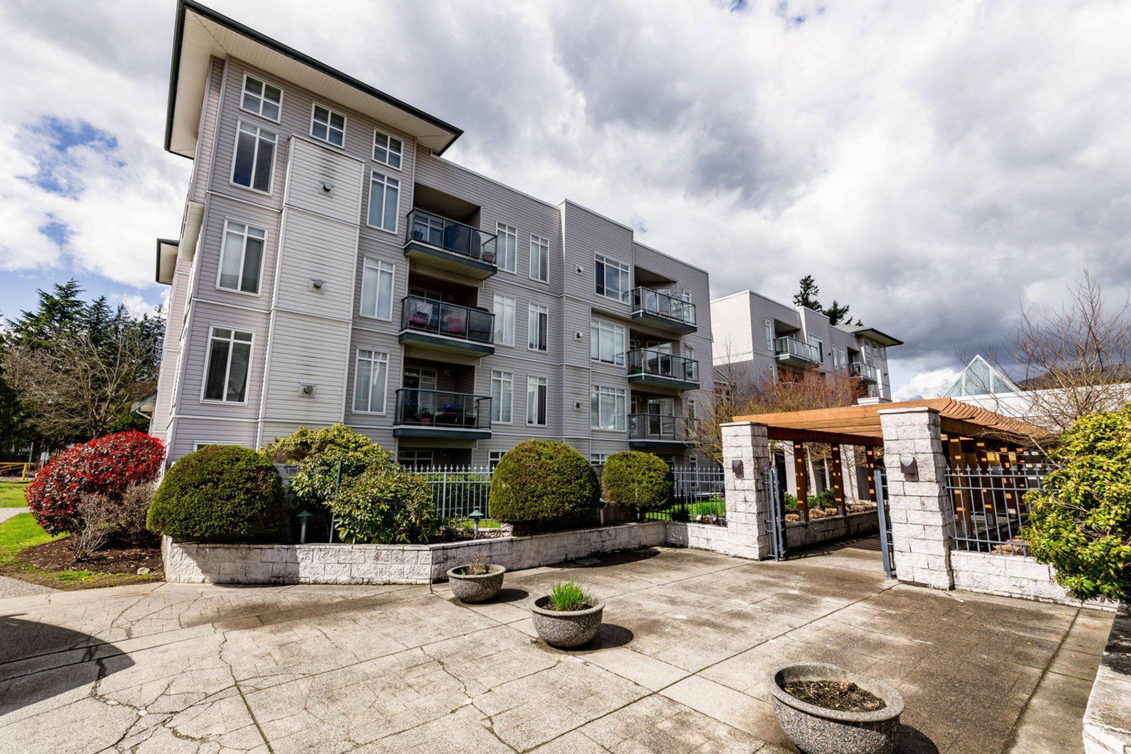 Arbour Court 32085 Ferguson Way Apartments for Rent Abbotsford