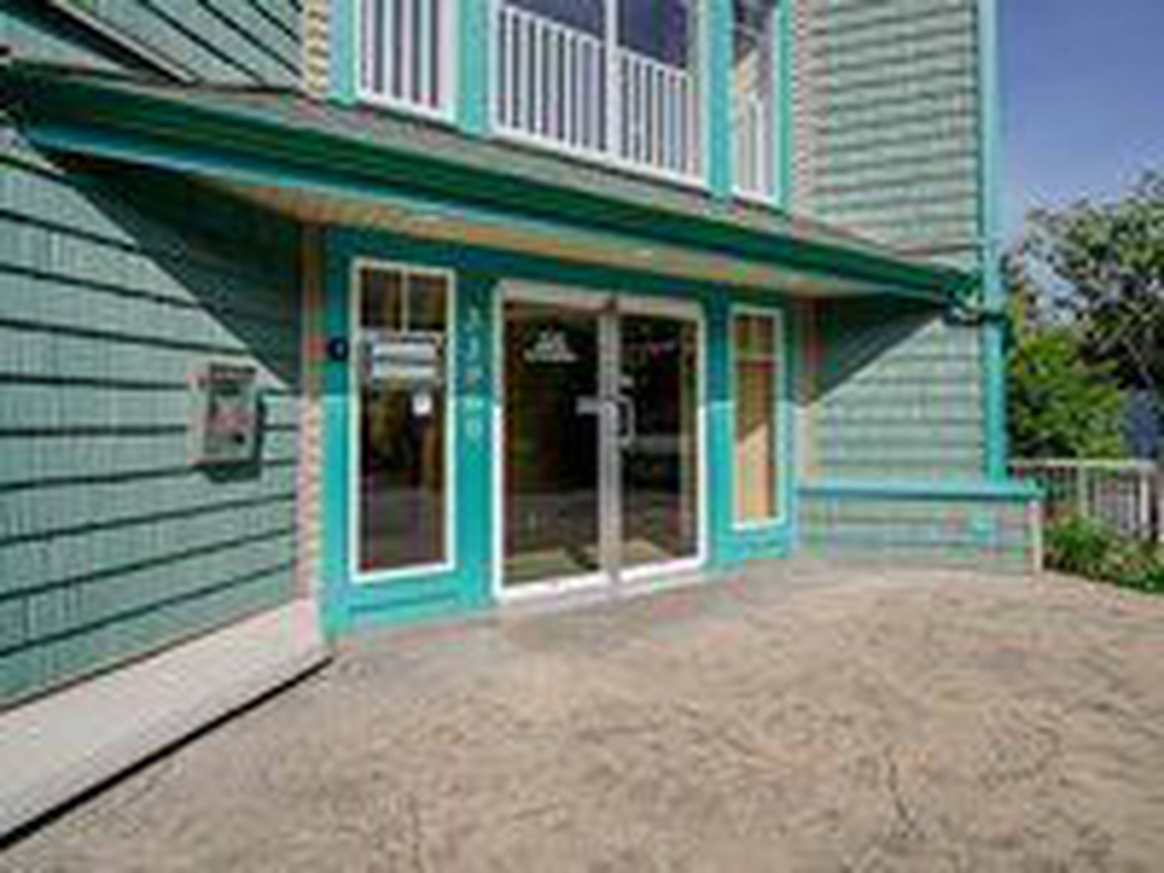 Old Yale Heights Apartments for Rent, 33960 Old Yale Rd, Abbotsford, BC - 4