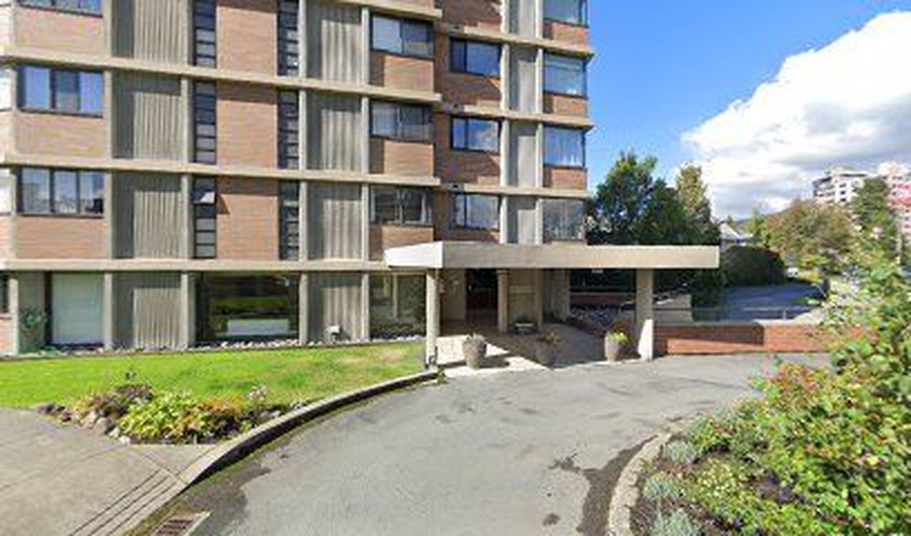 View Mont Estates Apartment Building