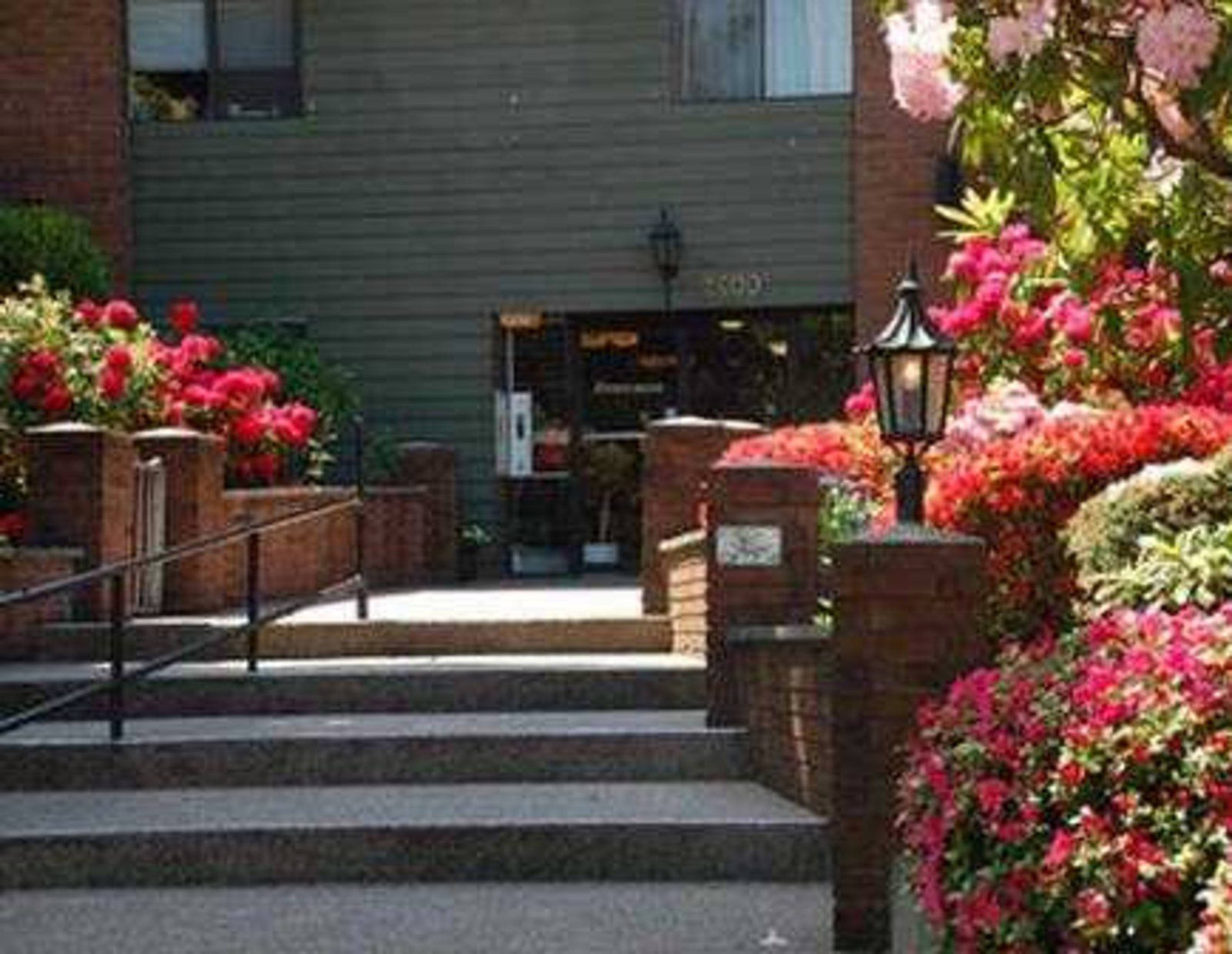 Southwinds Apartments for Rent, 2600 E 49th Ave, Vancouver, BC - 5