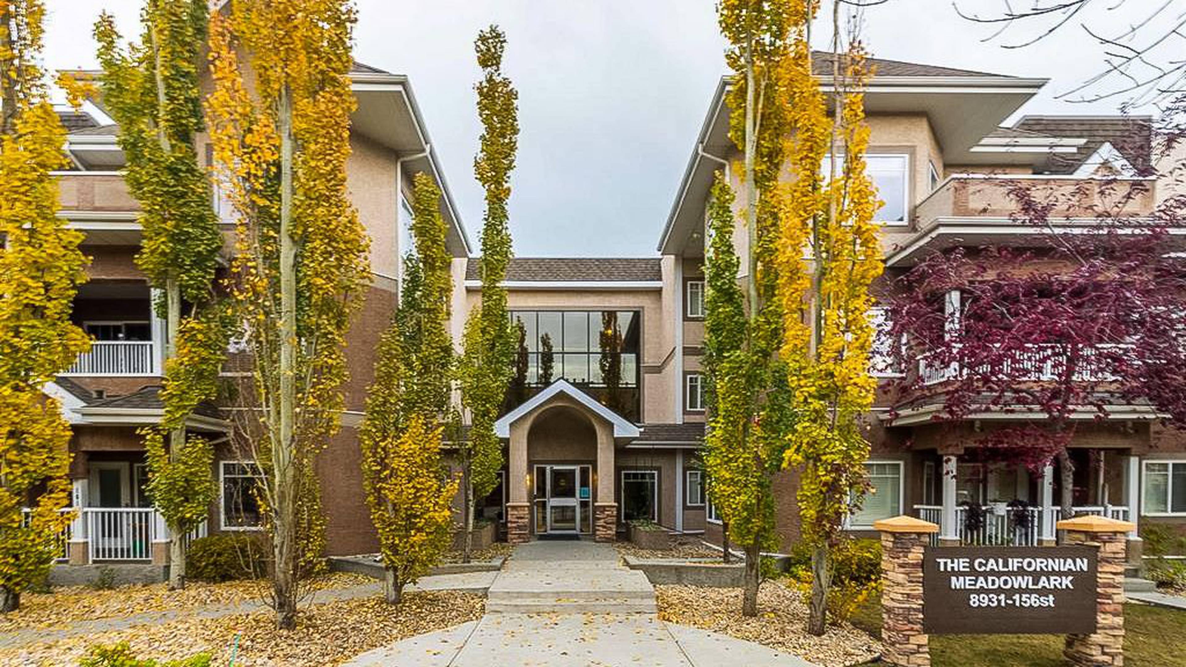Californian Meadowlark Apartments for Rent, 8931 156 Street, Edmonton, AB - 1