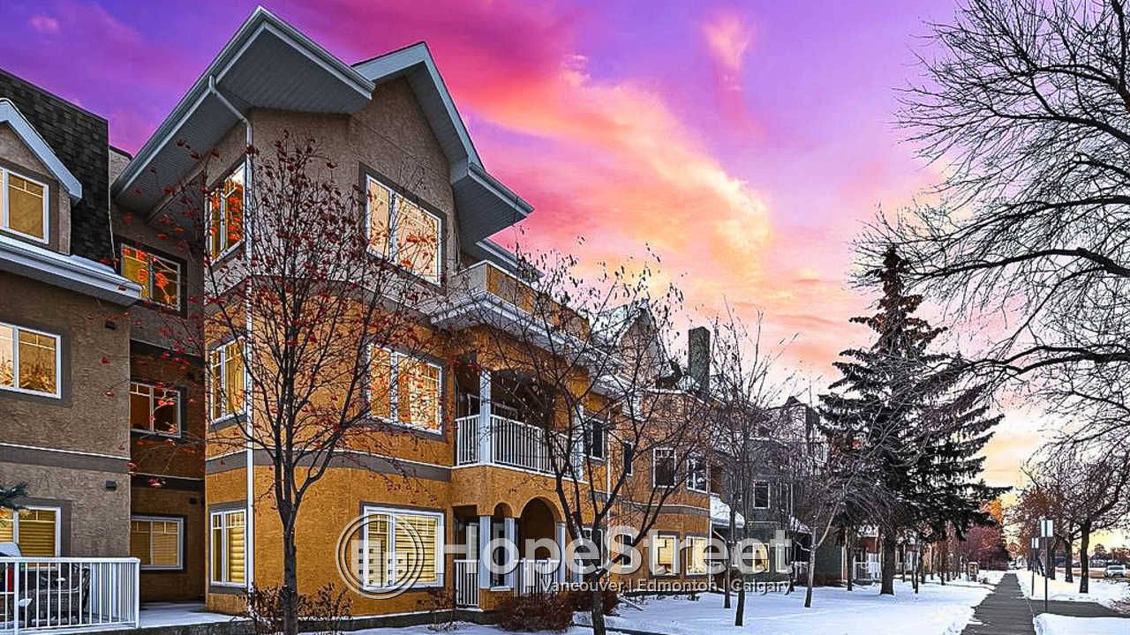Californian Meadowlark Apartments for Rent, 8931 156 Street, Edmonton, AB - 2