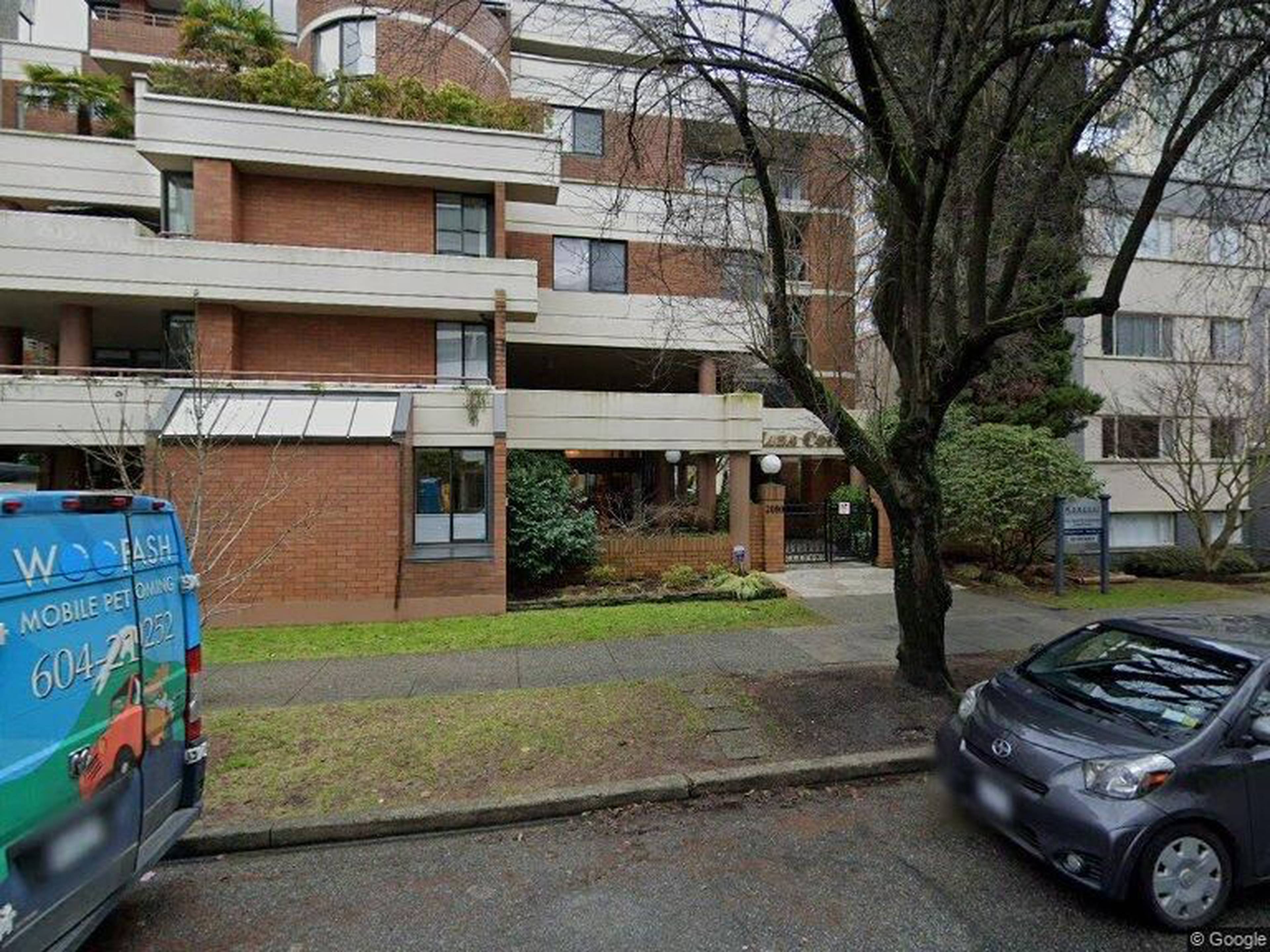 2050 Comox Street Apartment Building