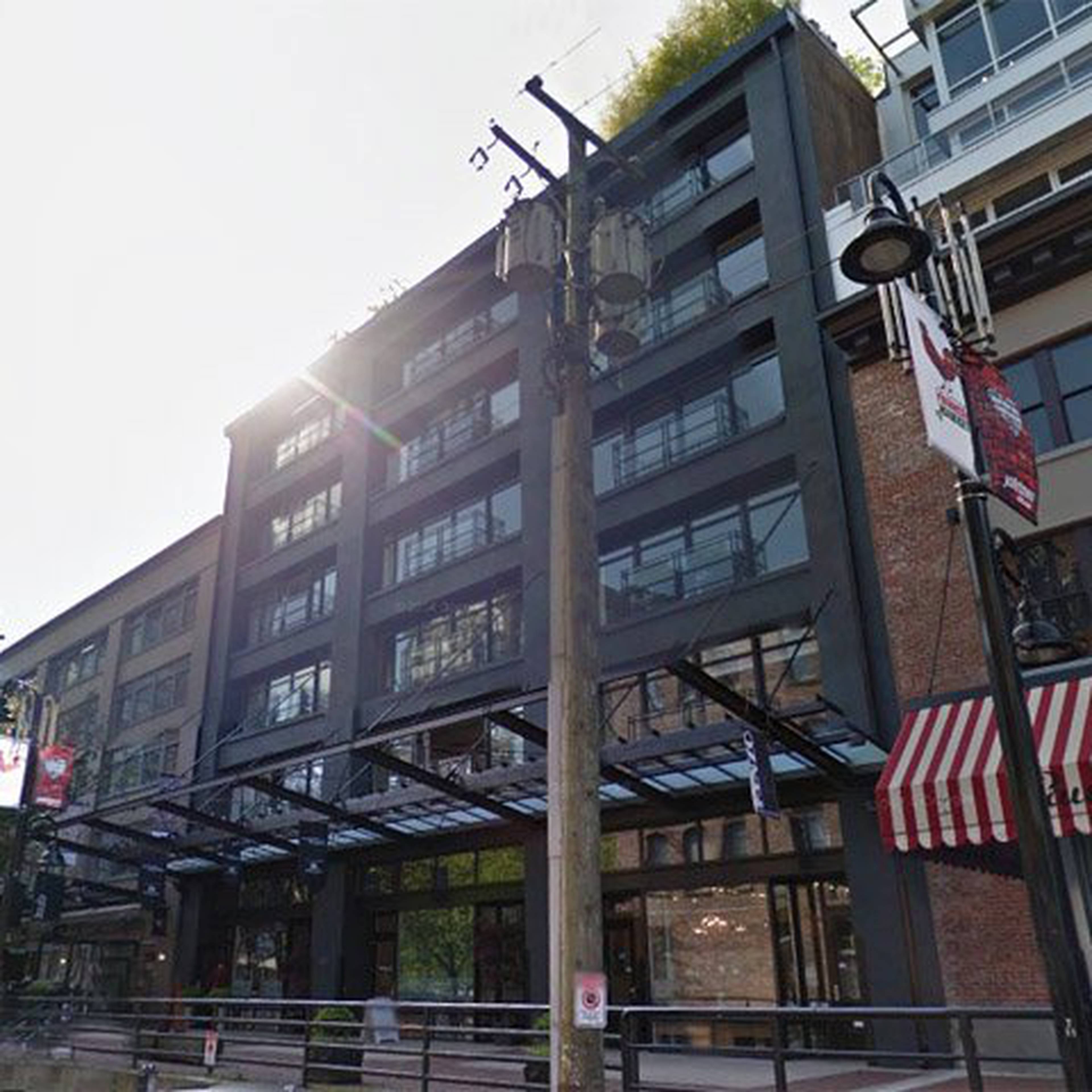 Del Prado Apartment Building