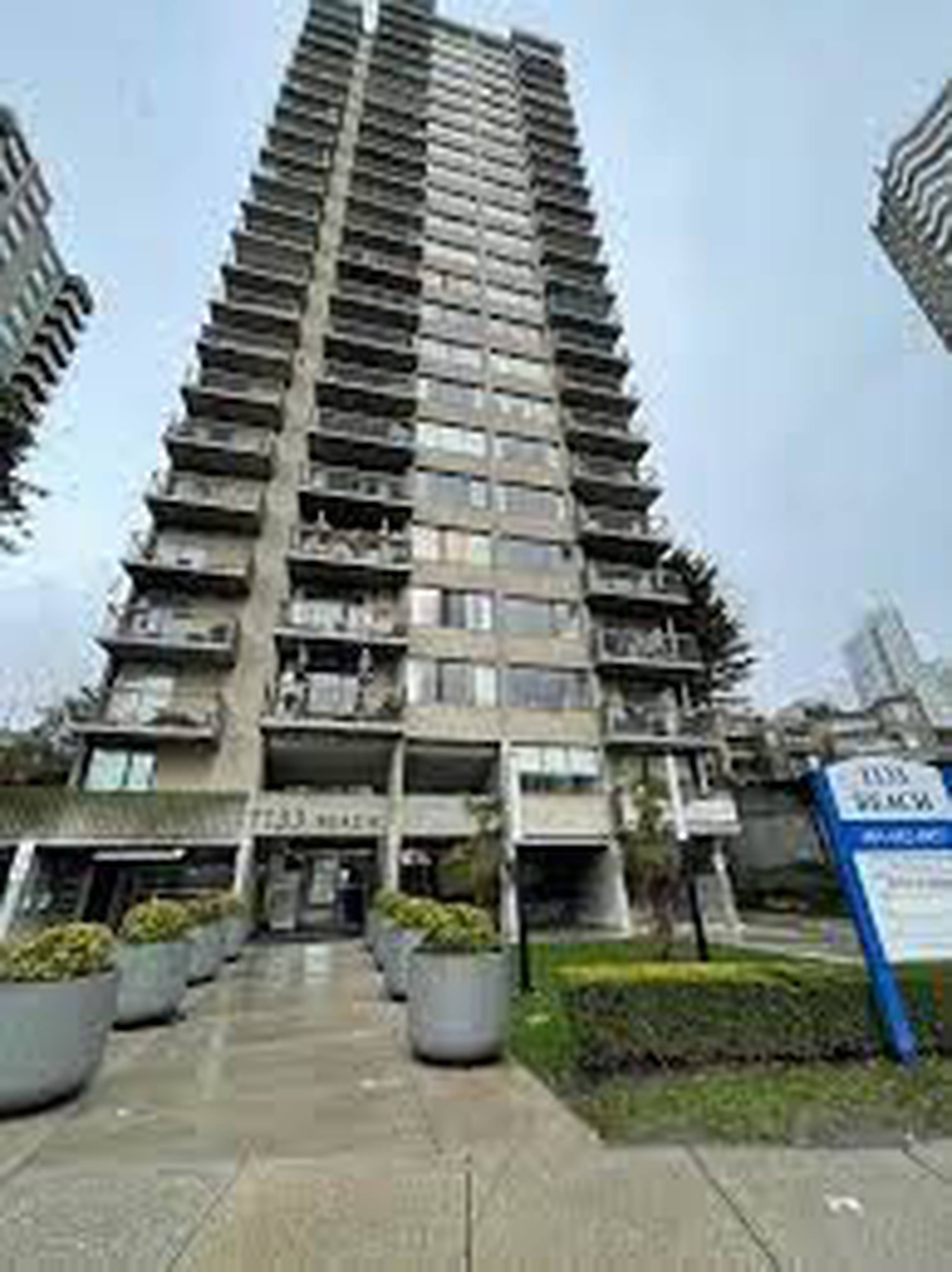 Beach Ave Apartment Building