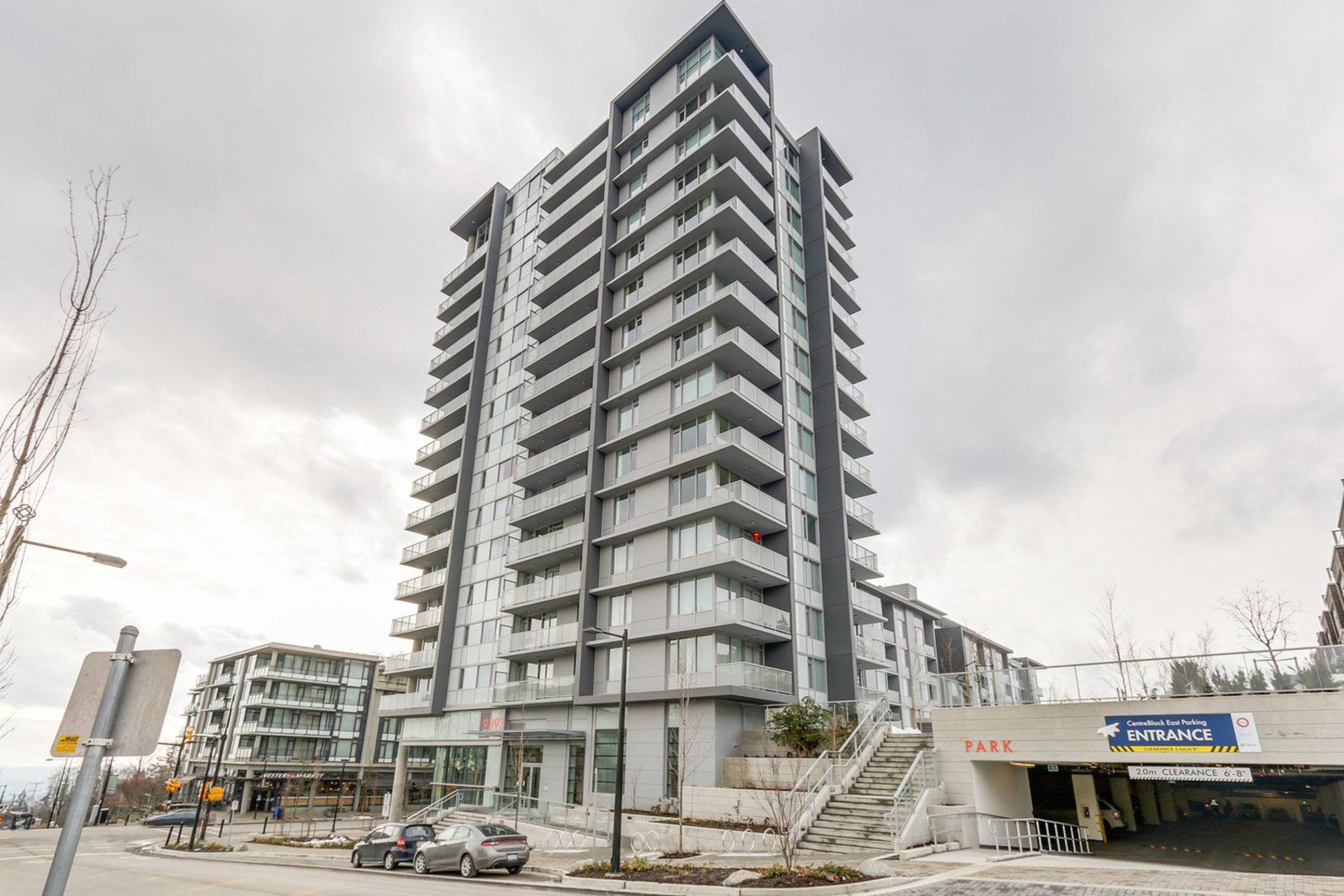 CentreBlock - 9393 Tower Road Apartment Building