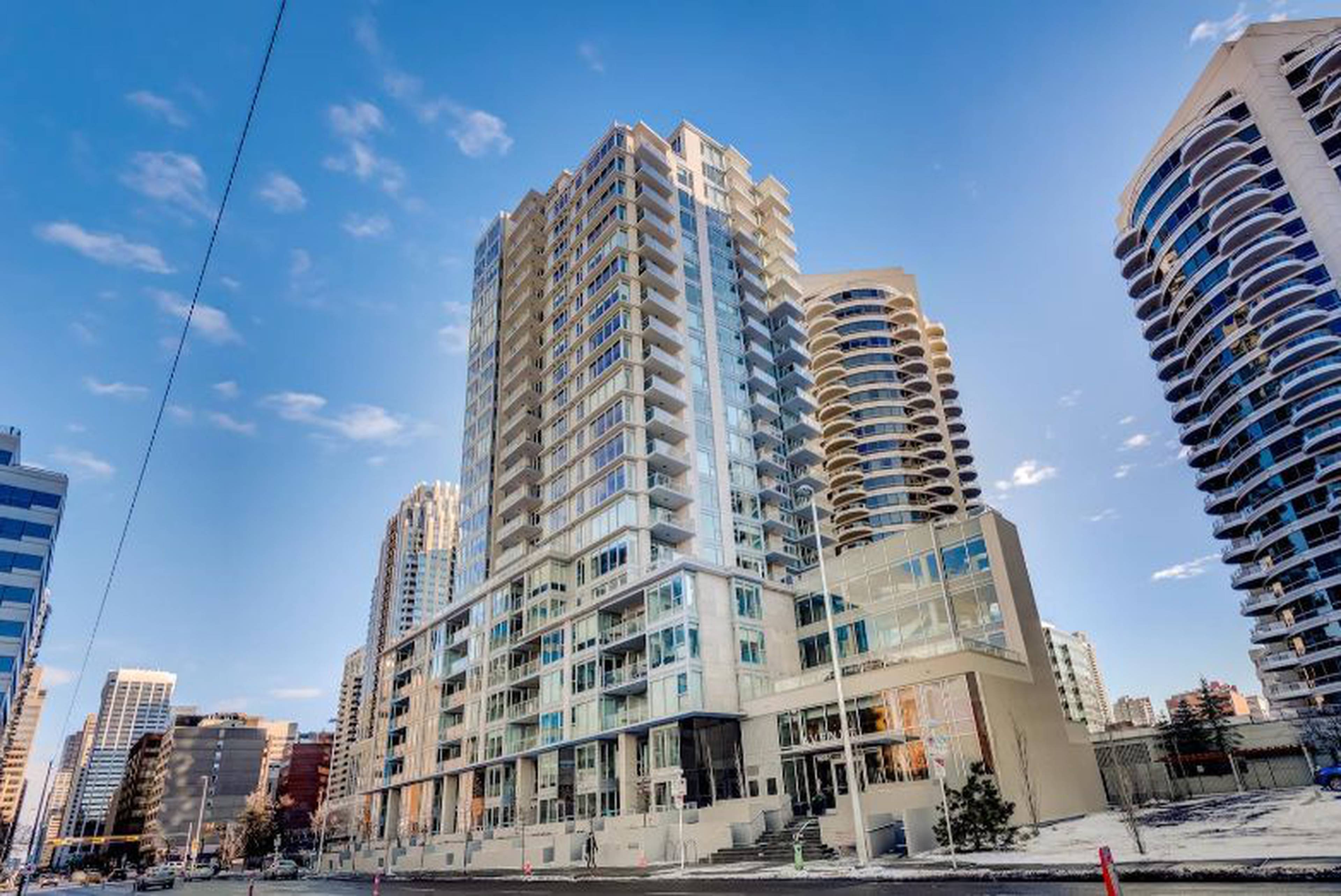 Avenue West Condominiums Calgary Apartment Building