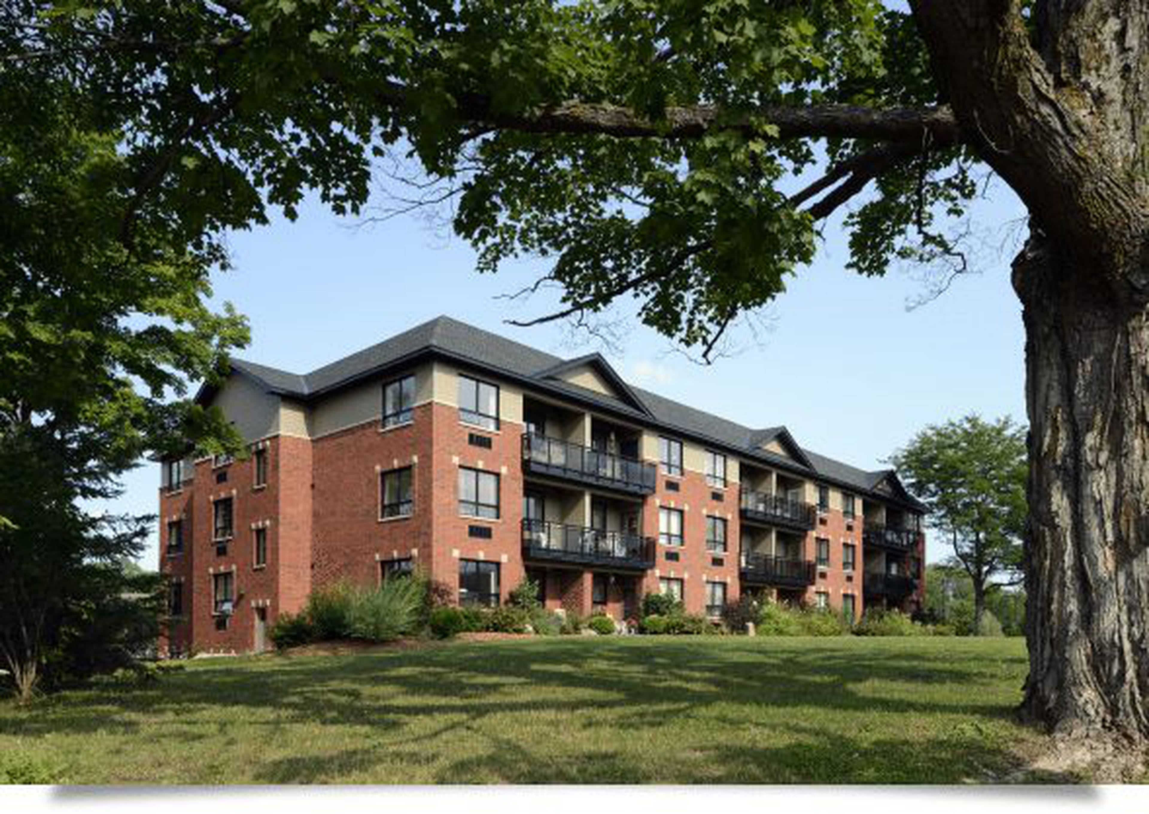 Garden View 1521 Manotick Station Rd Apartments for Rent Ottawa liv