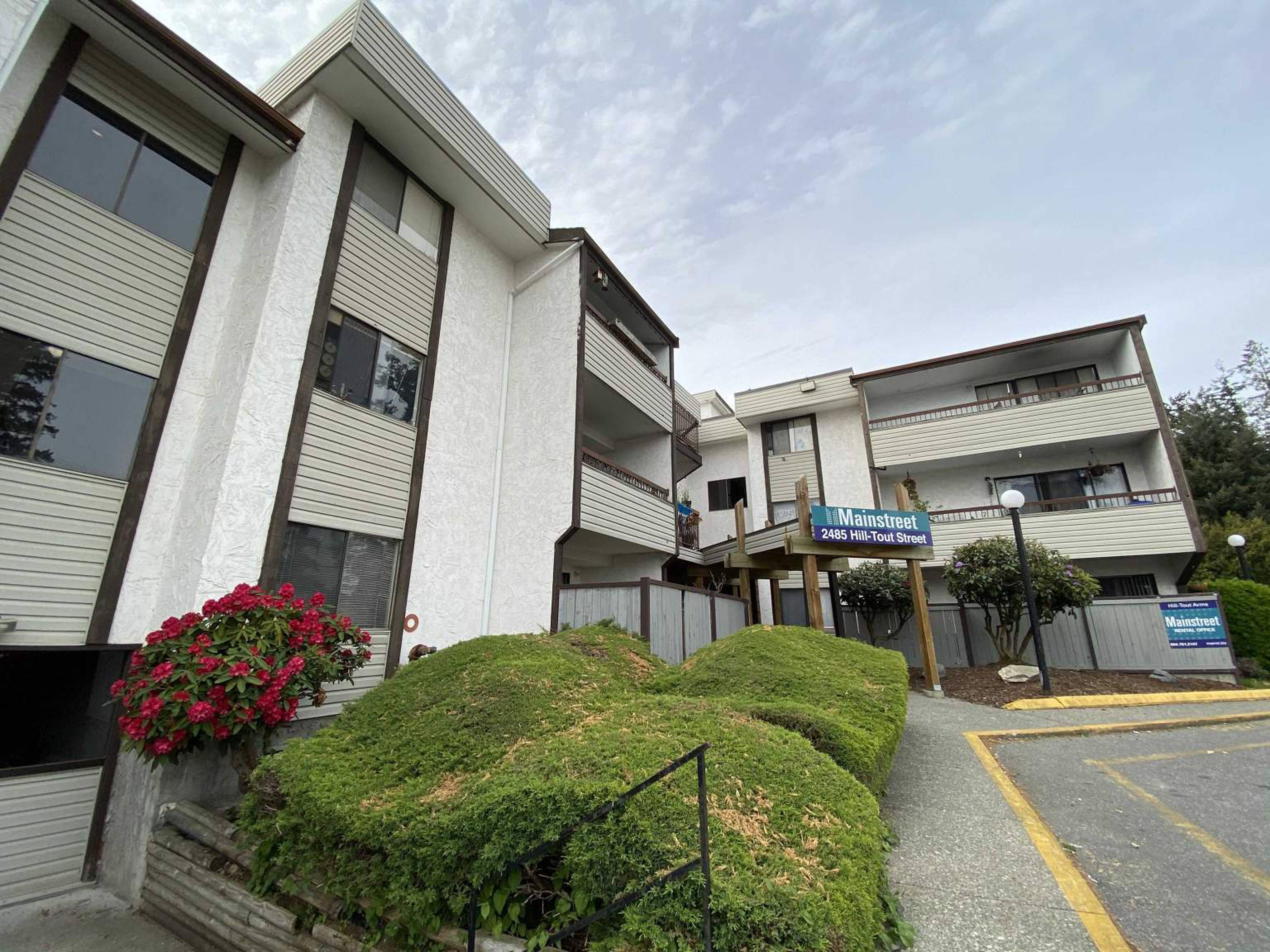 Hill-Tout Arms Apartment Building