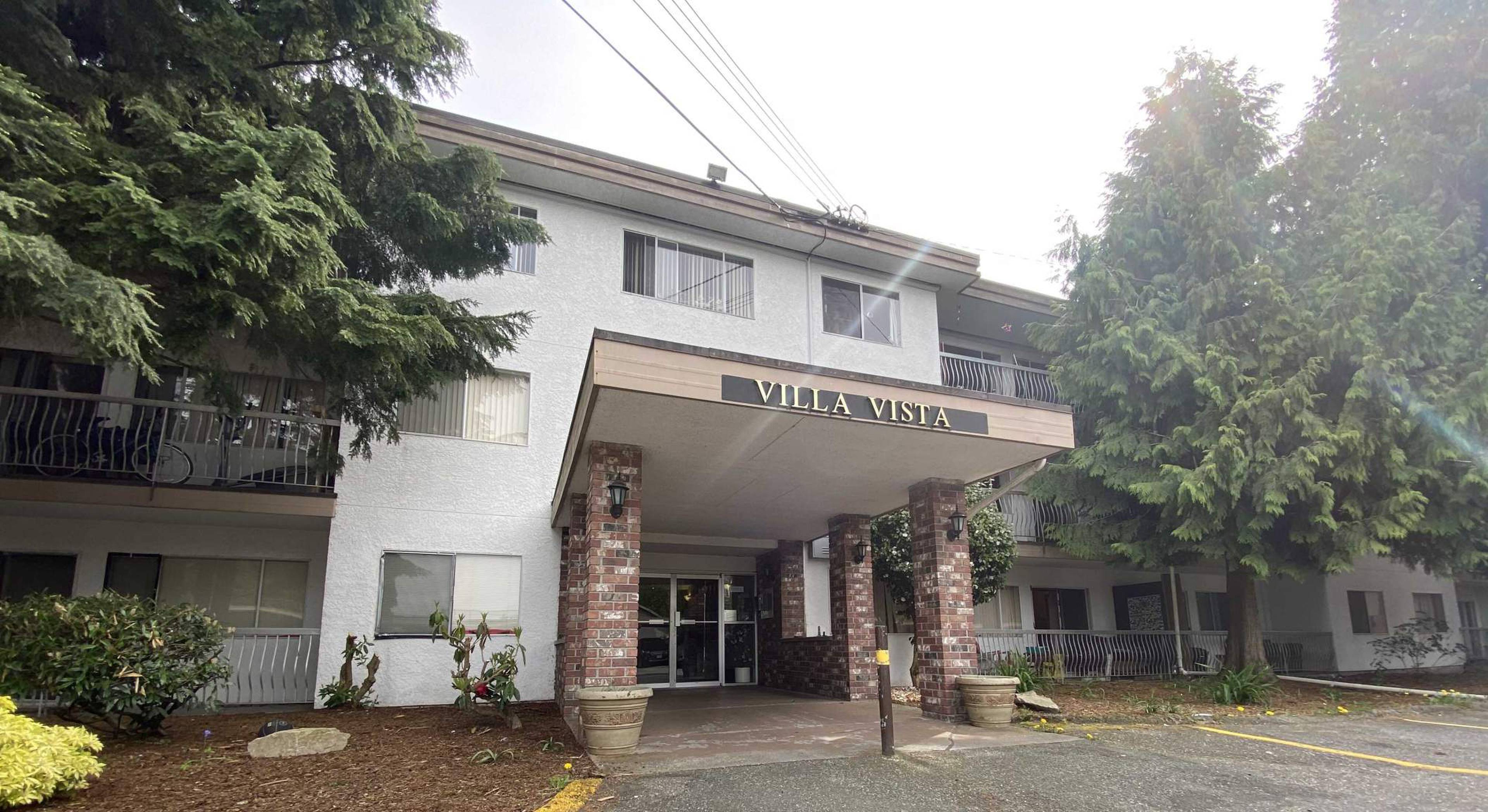 Villa Vista Apartments Apartment Building
