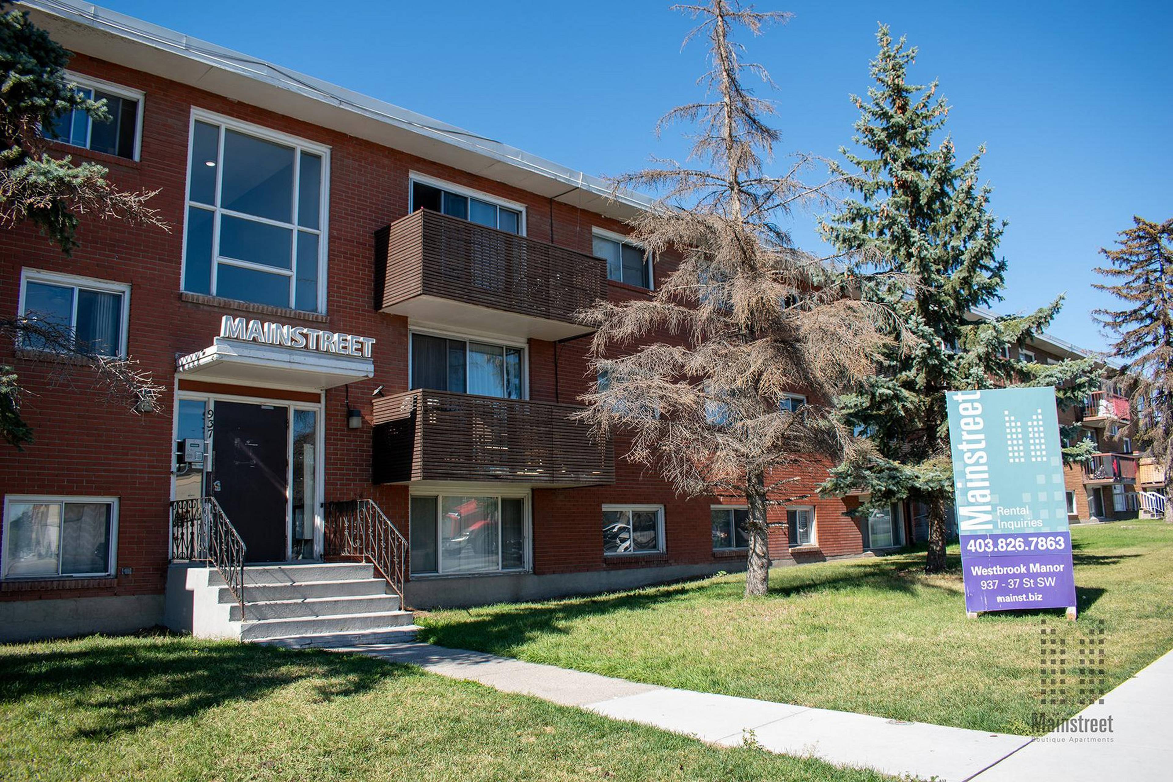 Westbrook Manor Apartment Building