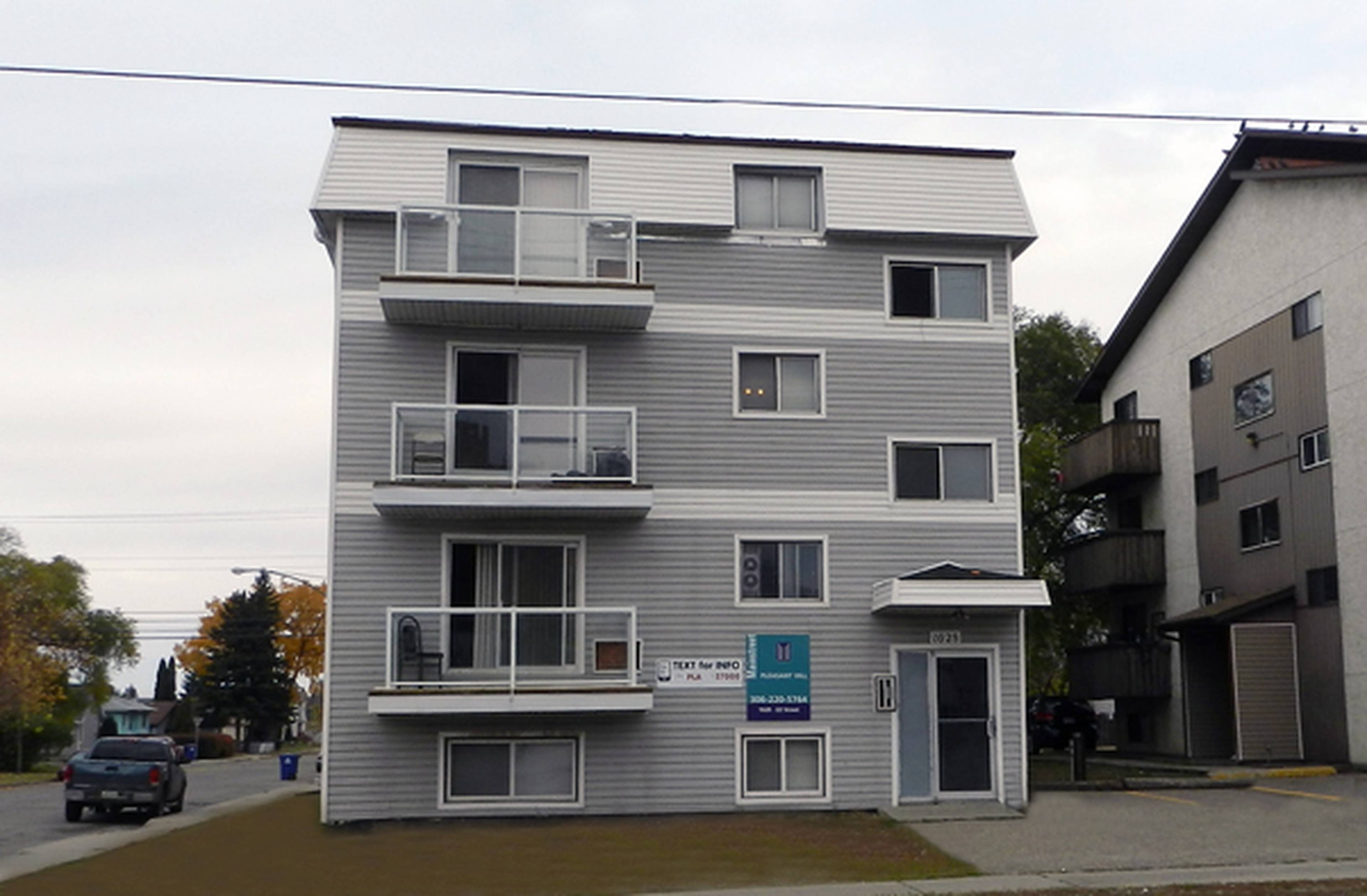 Pleasant Hill Apartment Building