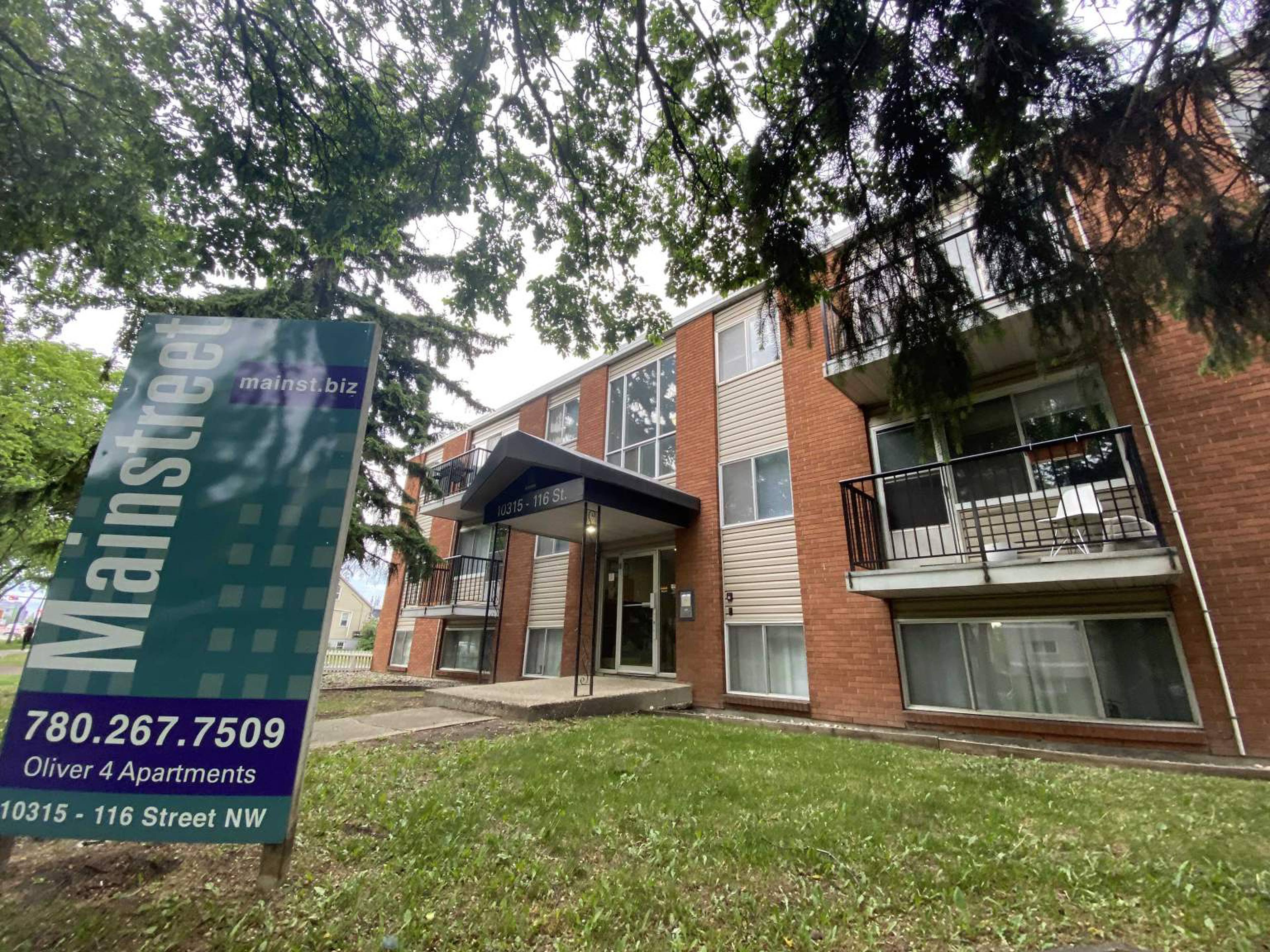 Oliver 4 Apartments Apartment Building